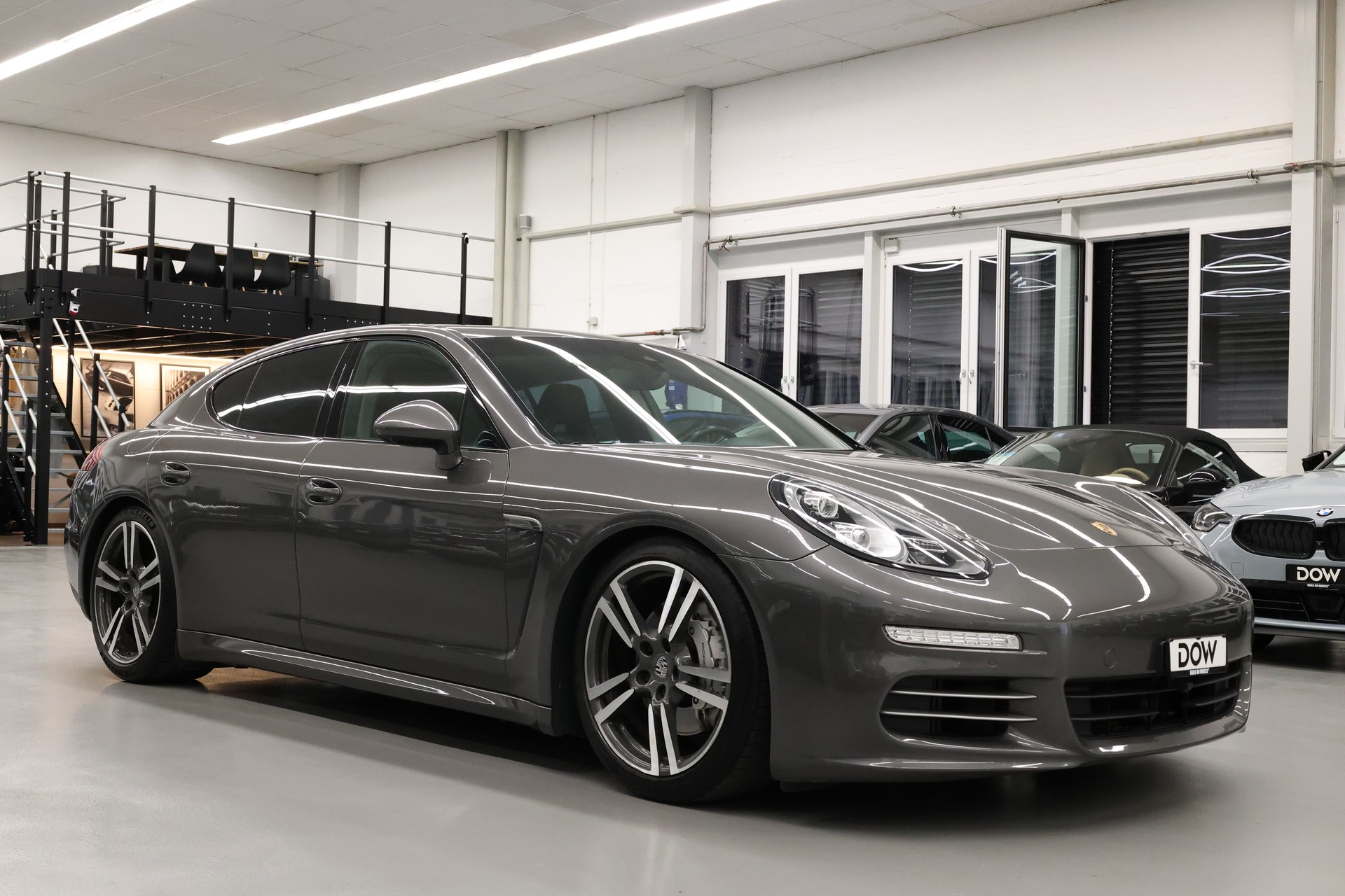 PORSCHE Panamera 3.0 V6 4S PDK-showroom-element-1