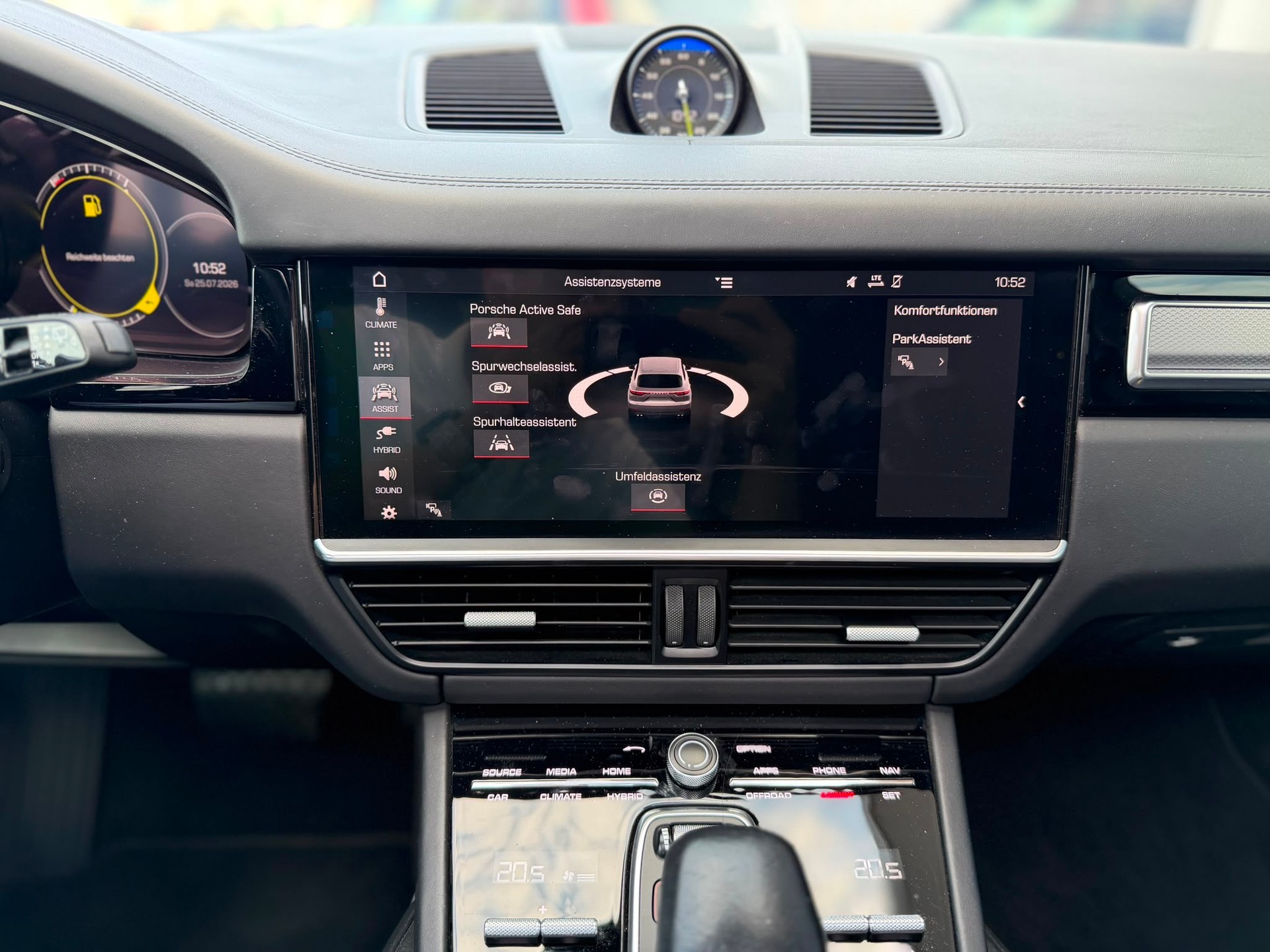 PORSCHE Cayenne E-Hybrid-image-26