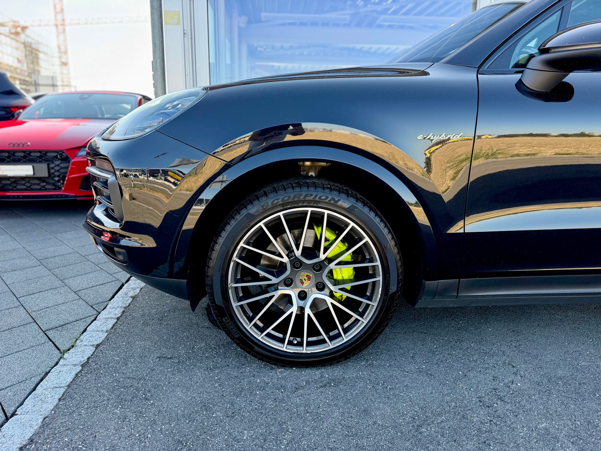 PORSCHE Cayenne E-Hybrid-image-6