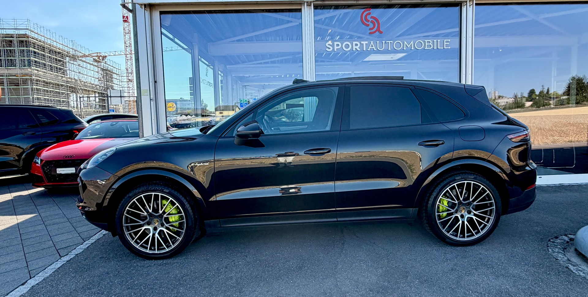 PORSCHE Cayenne E-Hybrid-image-7