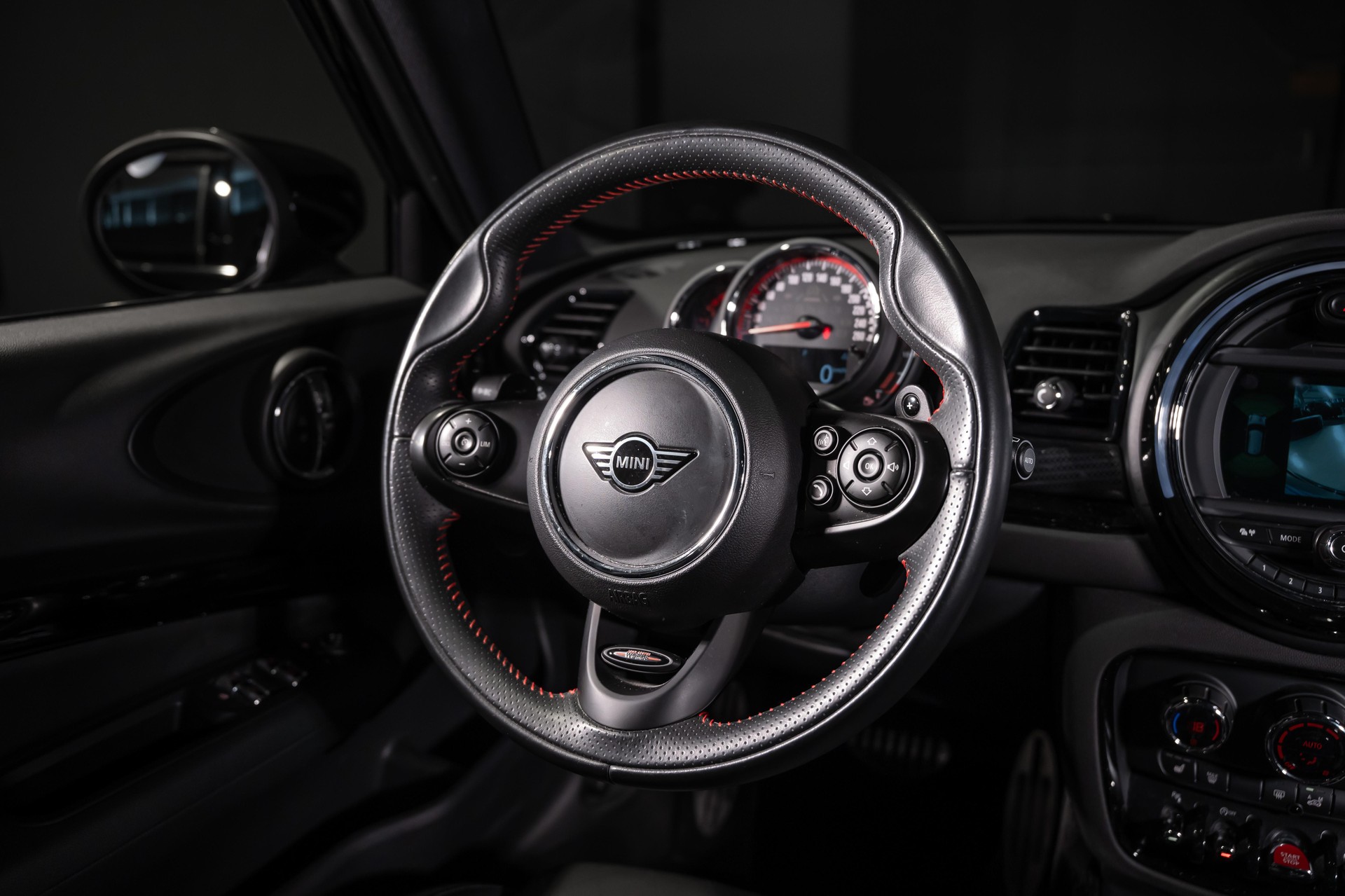 MINI Clubman F54 2.0i John Cooper Works ALL4-image-20