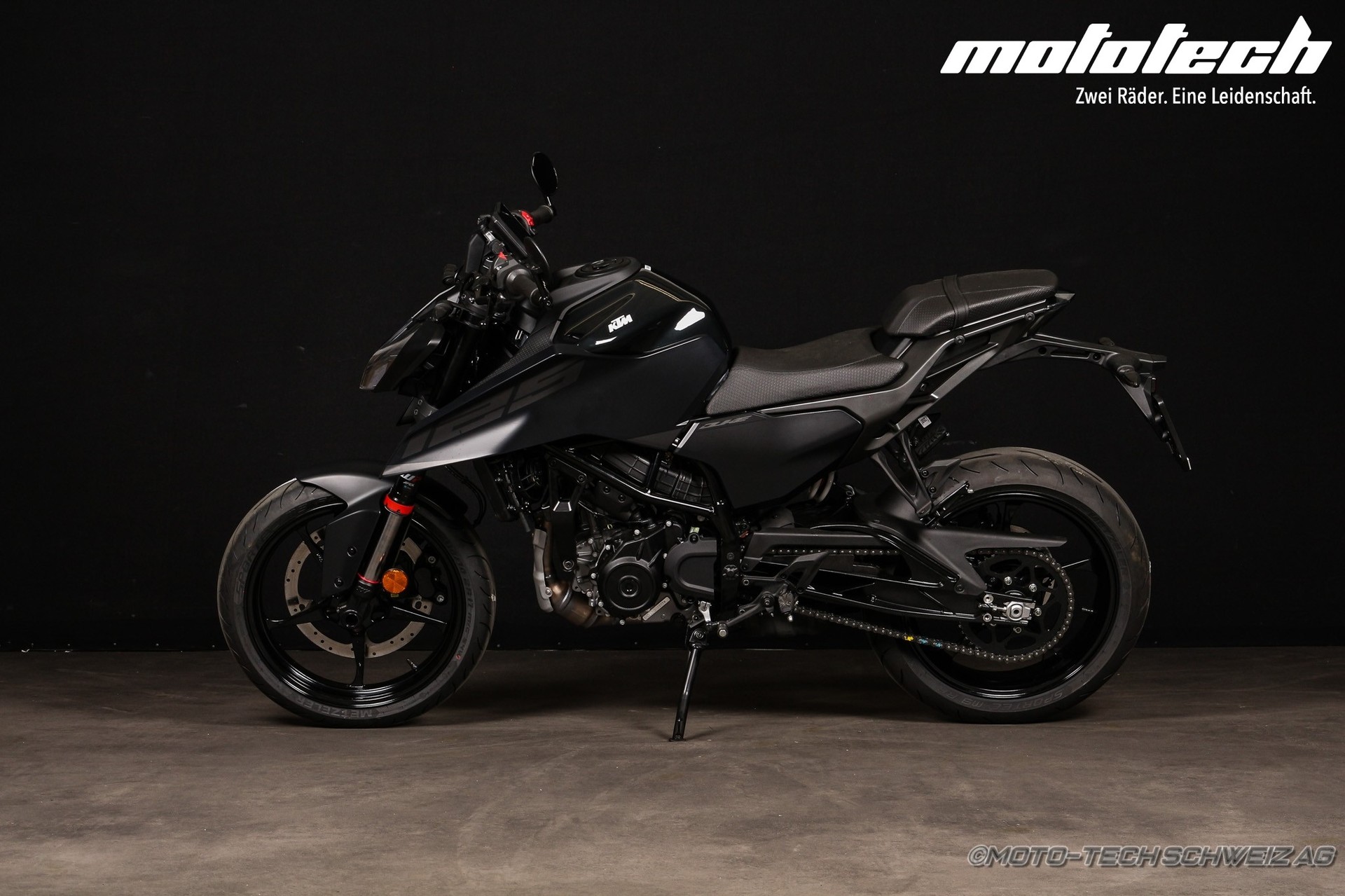 KTM 125 Duke-image-3