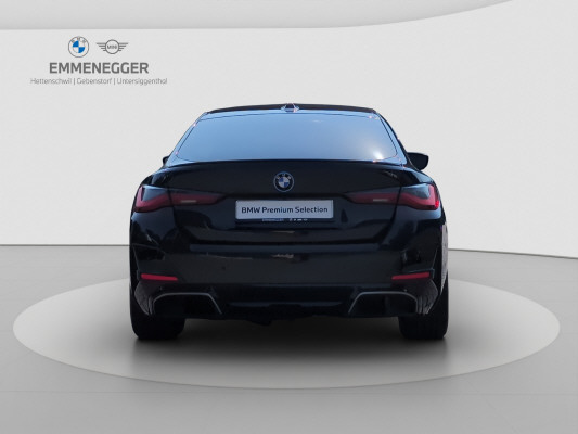 BMW i4 M50-showroom-element-3