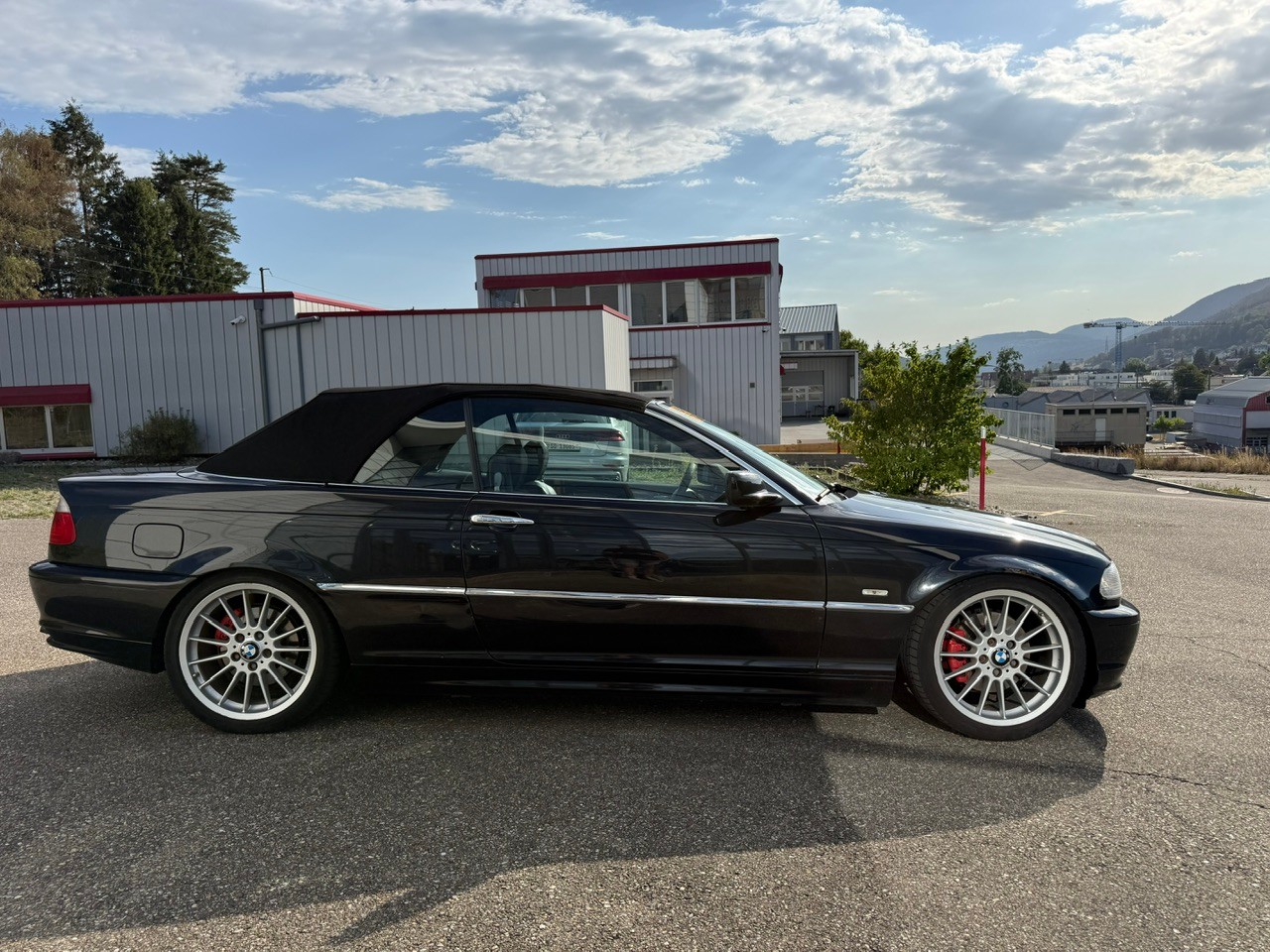 BMW 323Ci Cabriolet-image-7