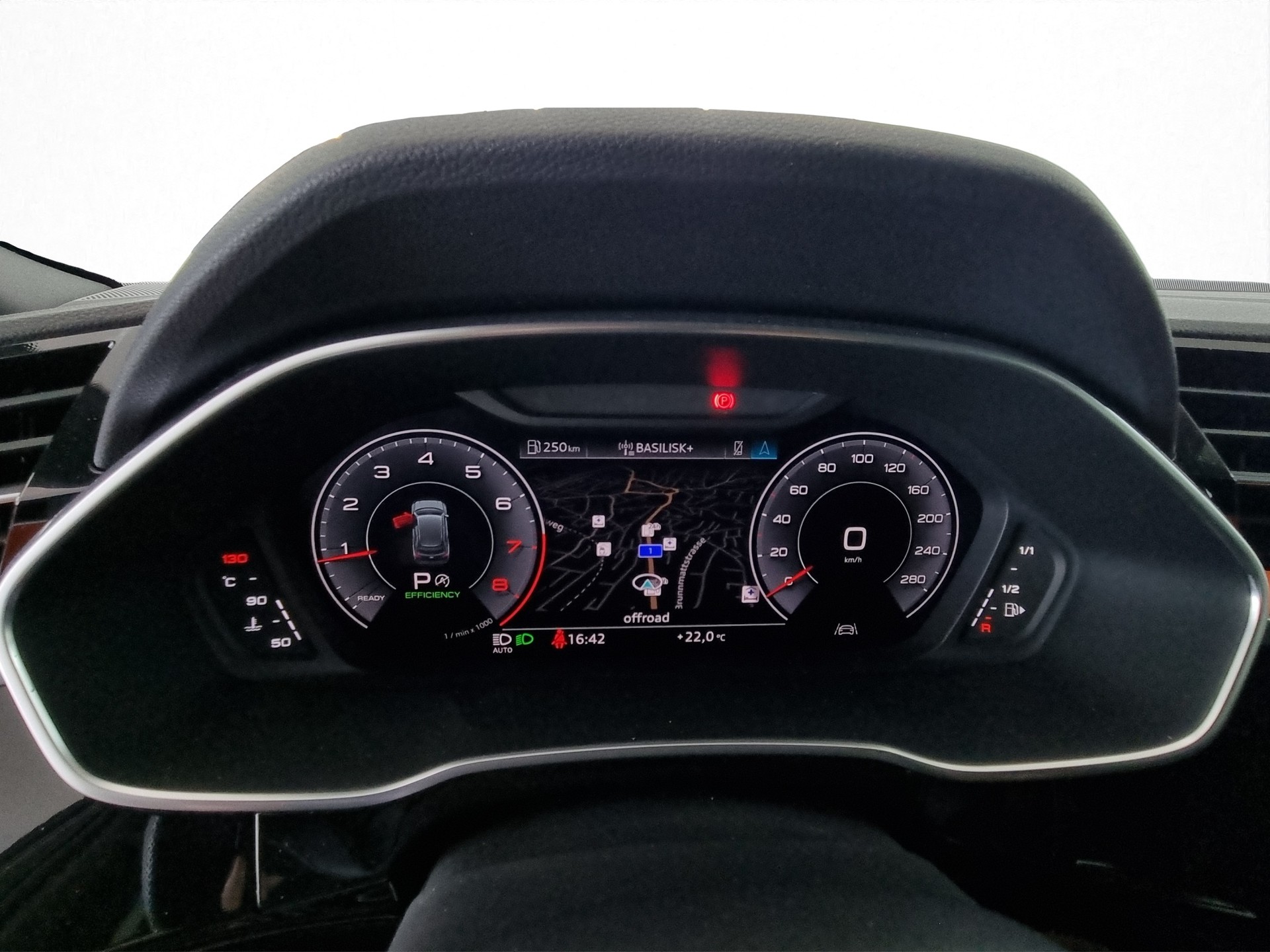 AUDI Q3 2.0 45 TFSI quattro S tronic-image-10