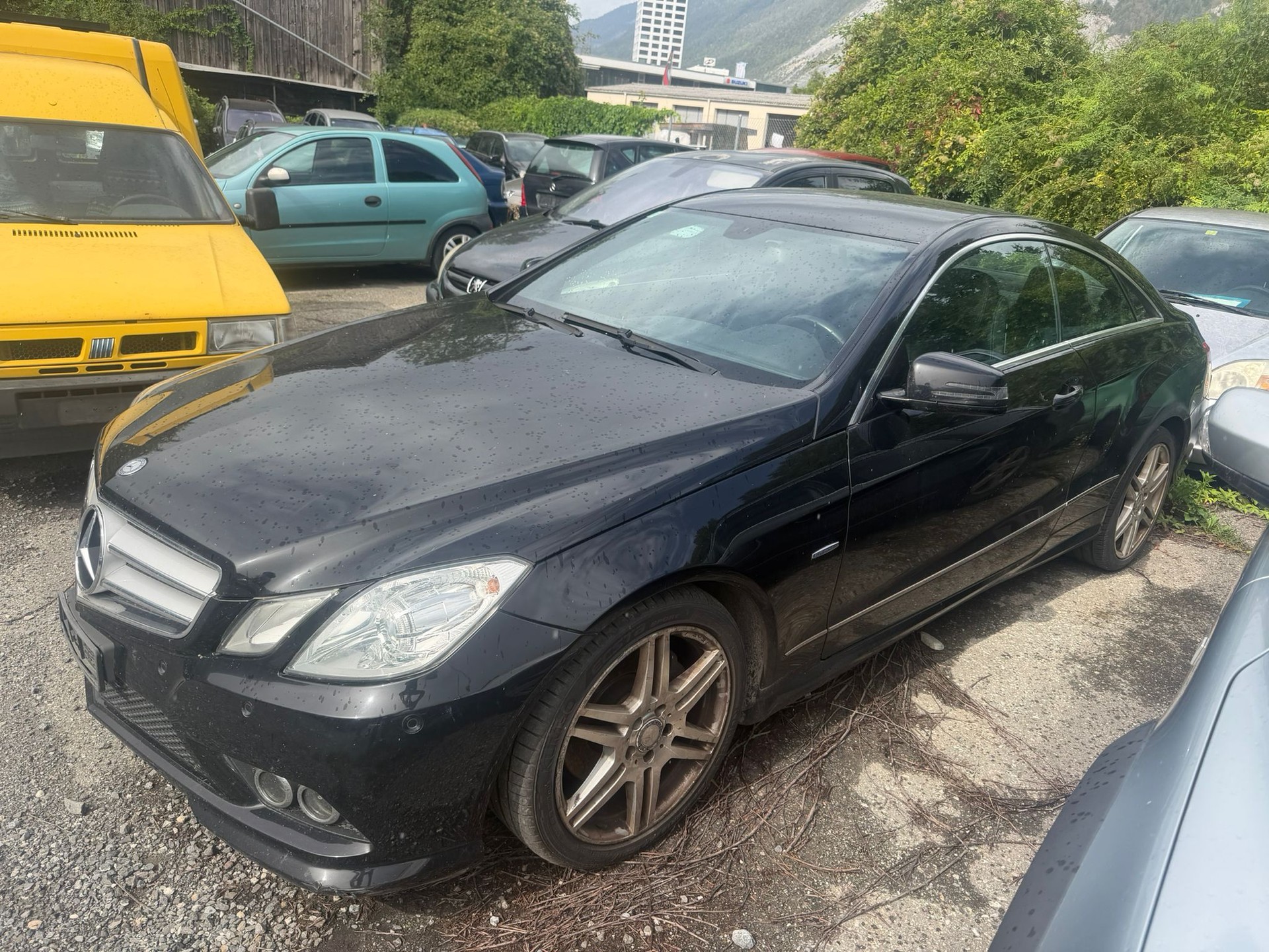 MERCEDES-BENZ E 200 CGI BlueEfficiency Automatic-image-7