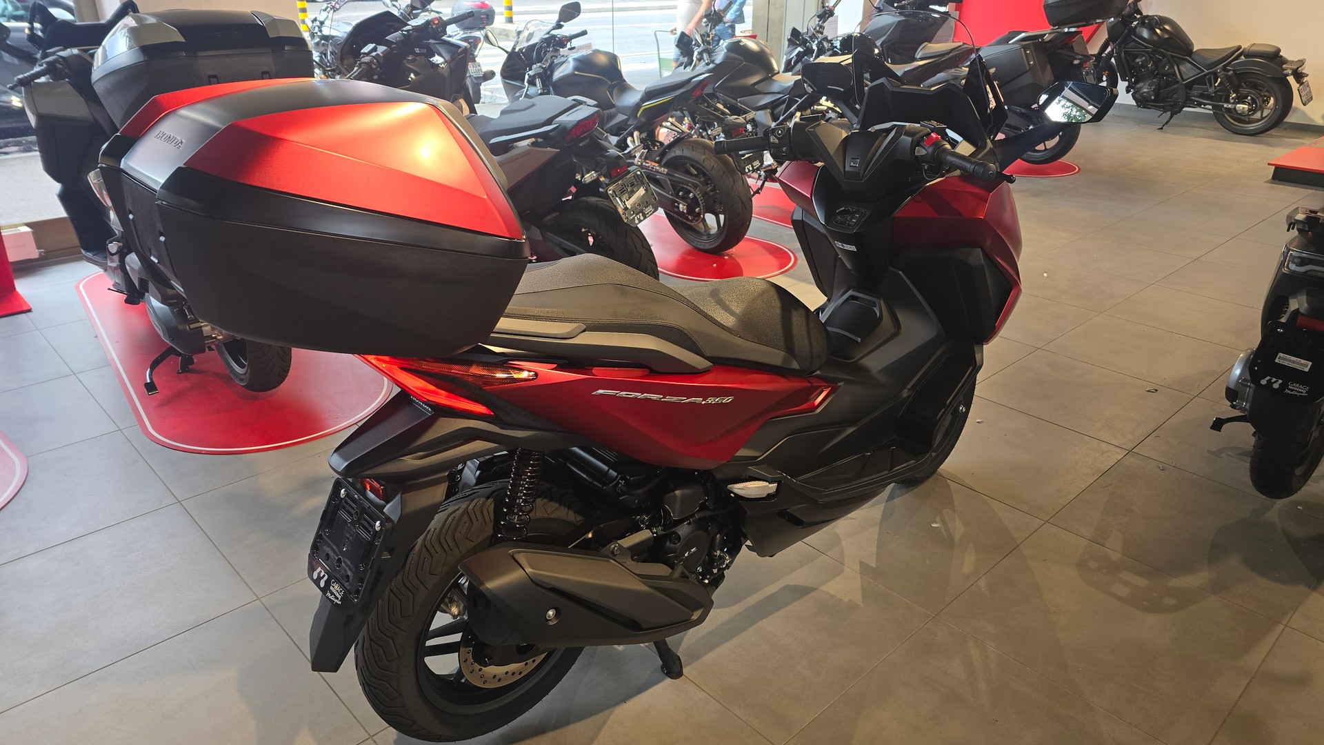 HONDA NSS 350 Smart Top Box-image-3