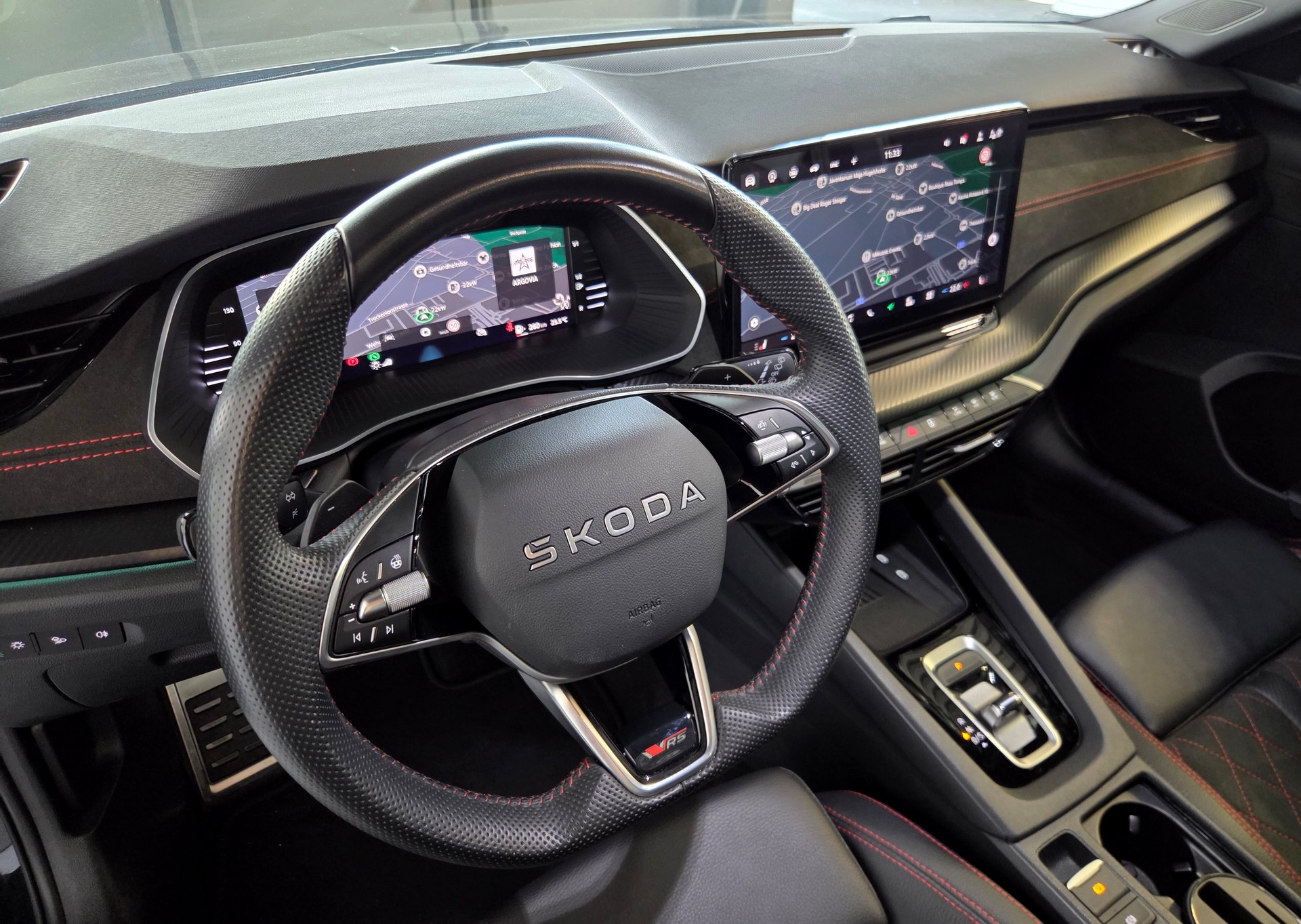 SKODA Octavia Combi 2.0 TSI RS DSG-image-12