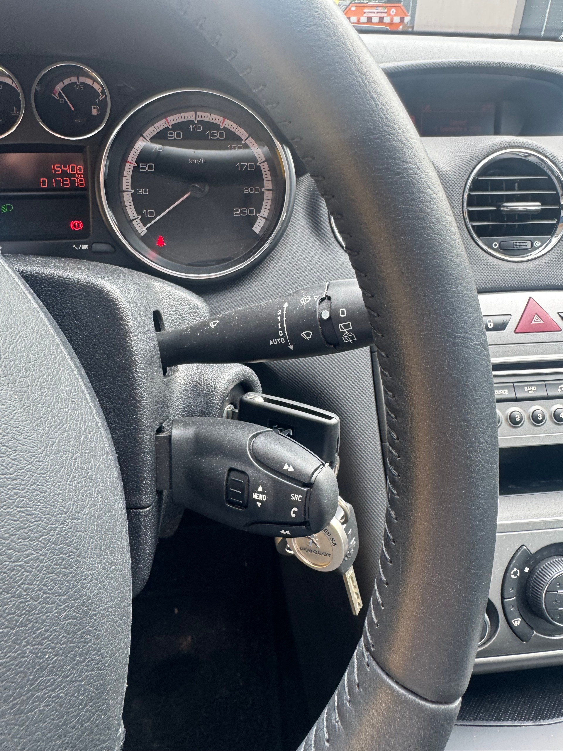 PEUGEOT 308 1.6 16V VTI Active-image-6