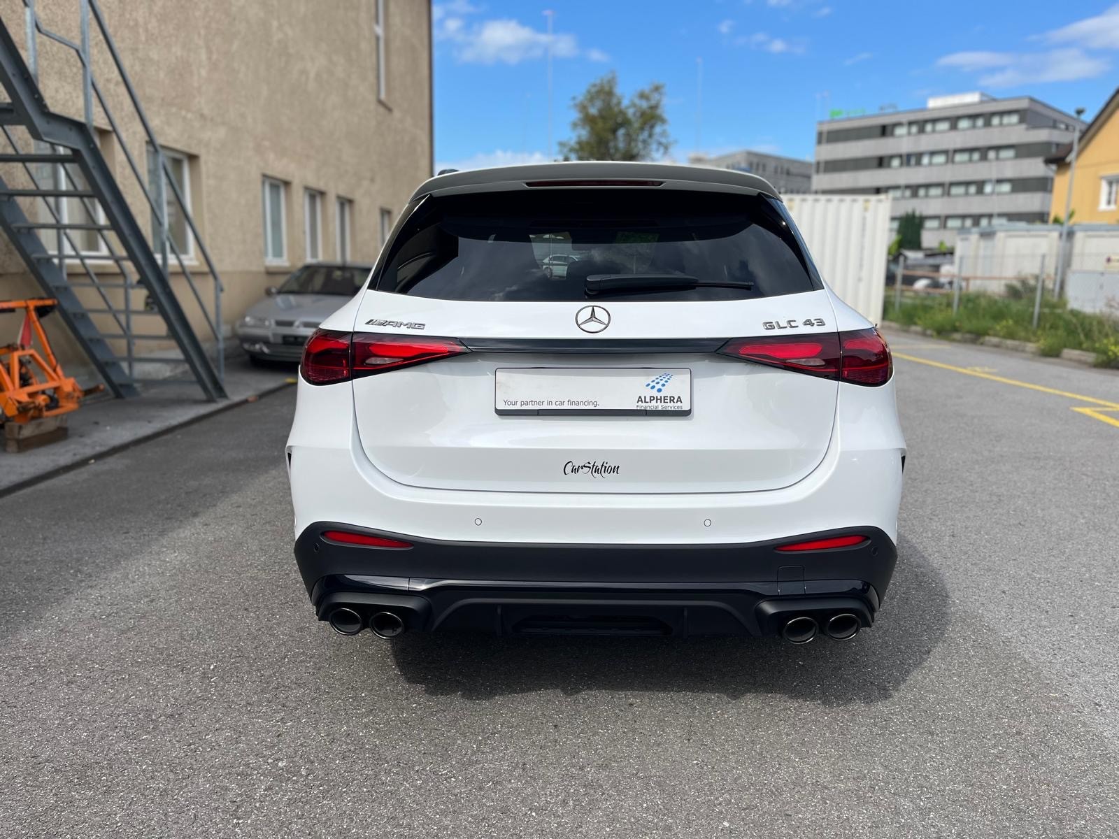 MERCEDES-BENZ GLC 43 AMG Executive Edition 4Matic 9G-Tronic-showroom-element-3