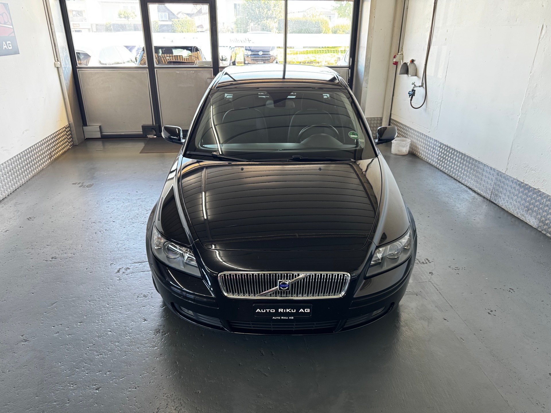 VOLVO V50 2.0D Momentum-showroom-element-3