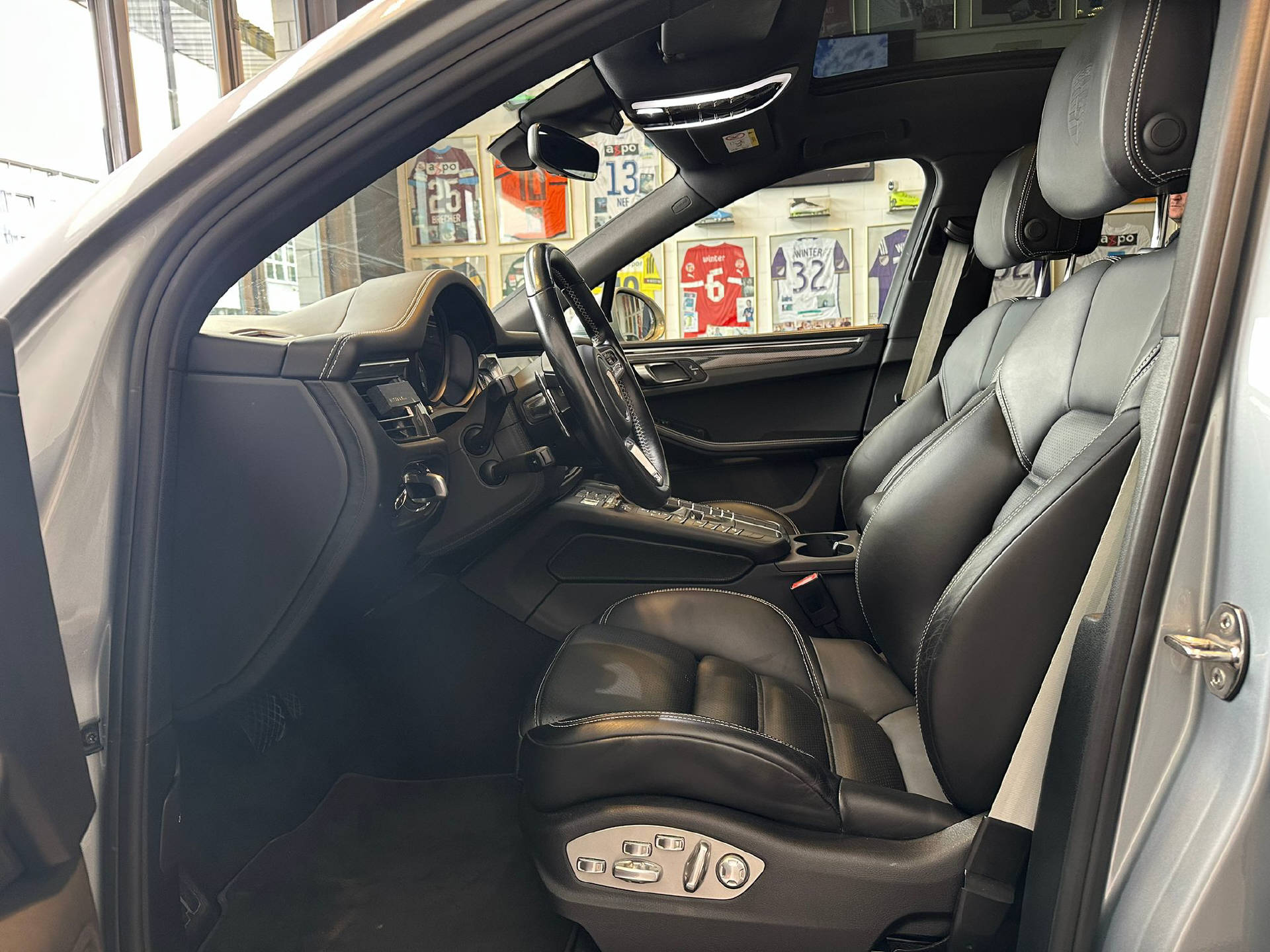 PORSCHE Macan 3.0 V6 S-image-6