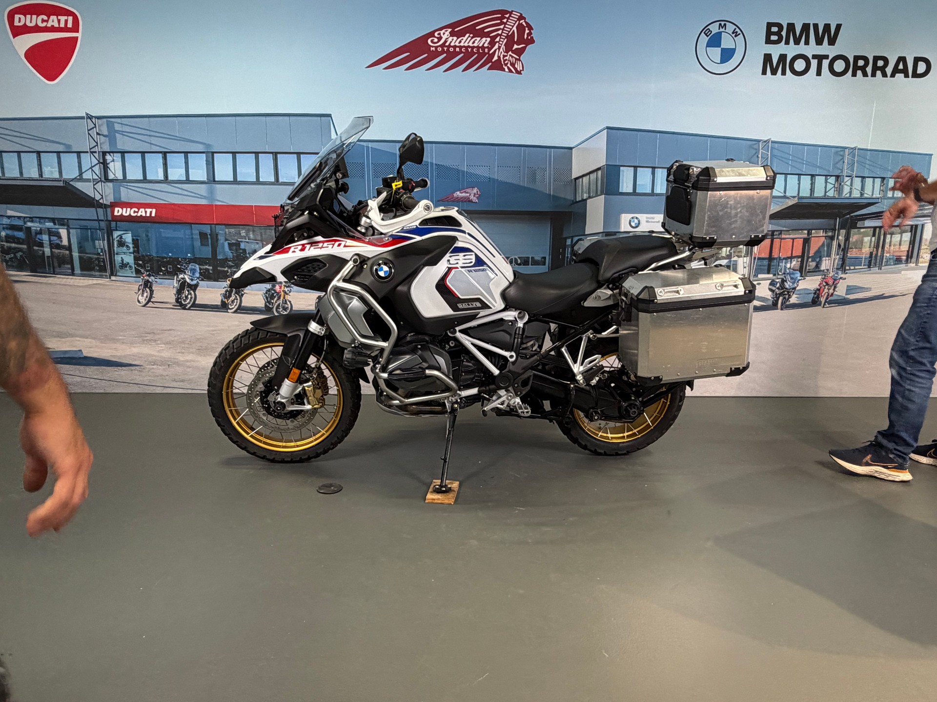 BMW R 1250 GS Adventure-showroom-element-3
