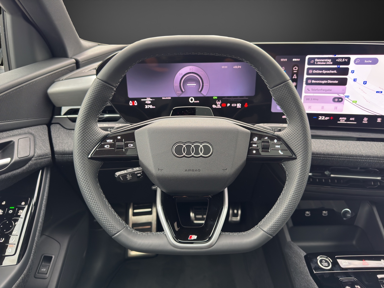 AUDI Q6 e-tron quattro-image-10