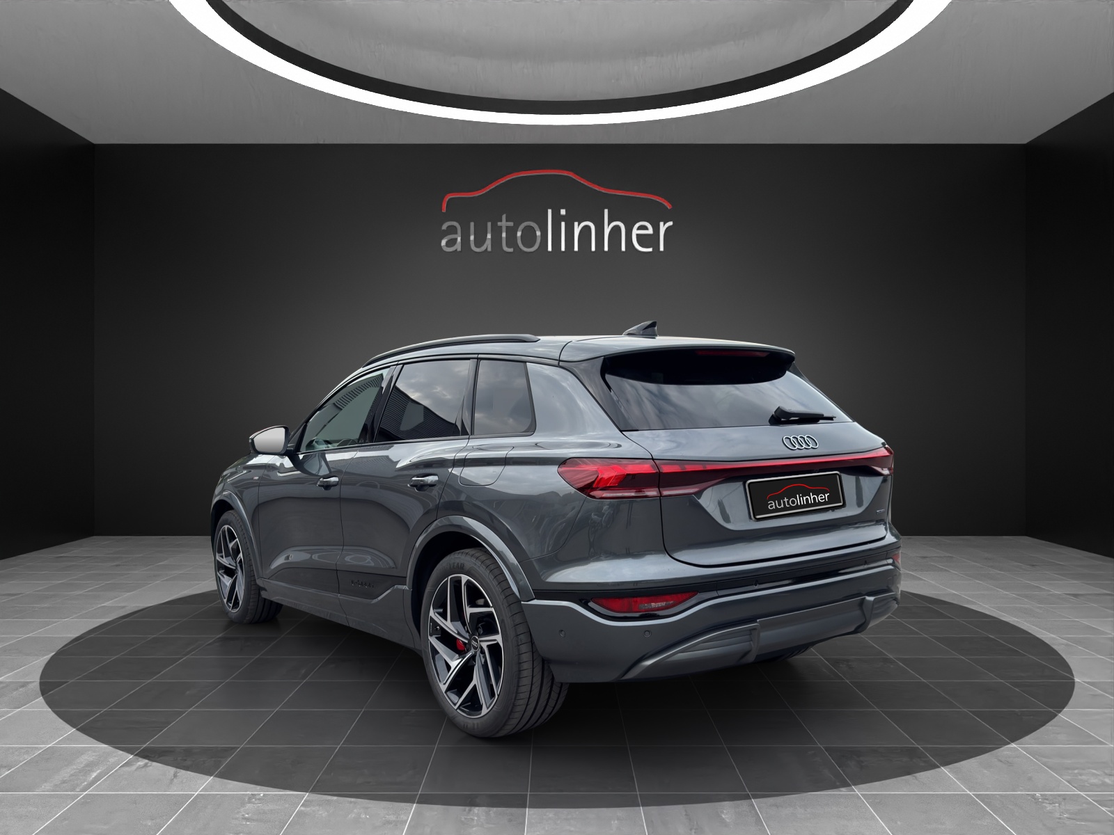 AUDI Q6 e-tron quattro-showroom-element-2
