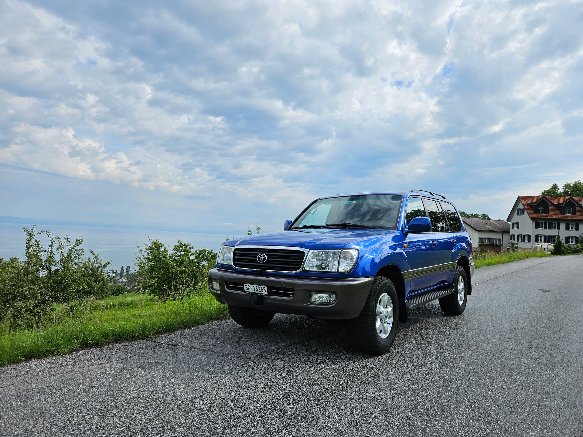 TOYOTA Landcruiser-image-6