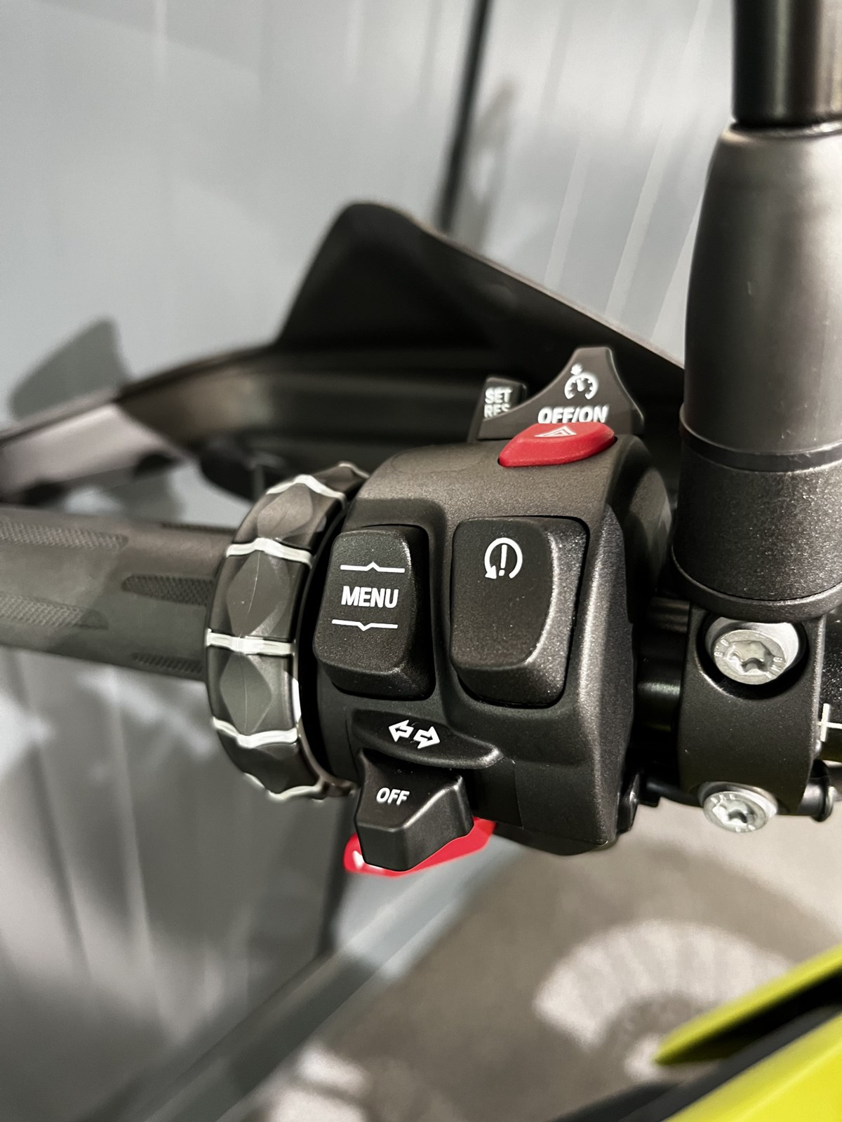 BMW F 900 GS Passion-image-3