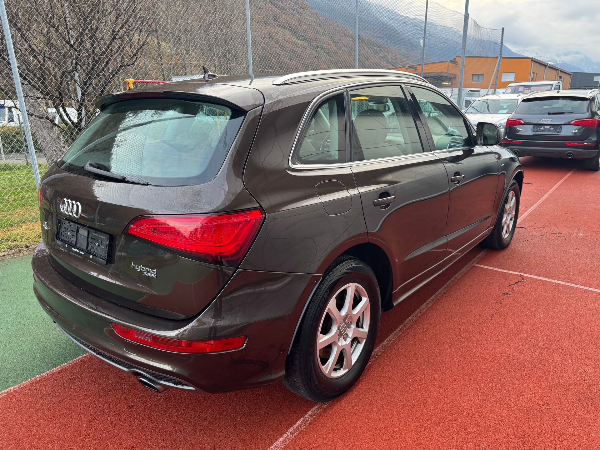 AUDI Q5 2.0 TFSI hybrid quattro tiptronic-image-3