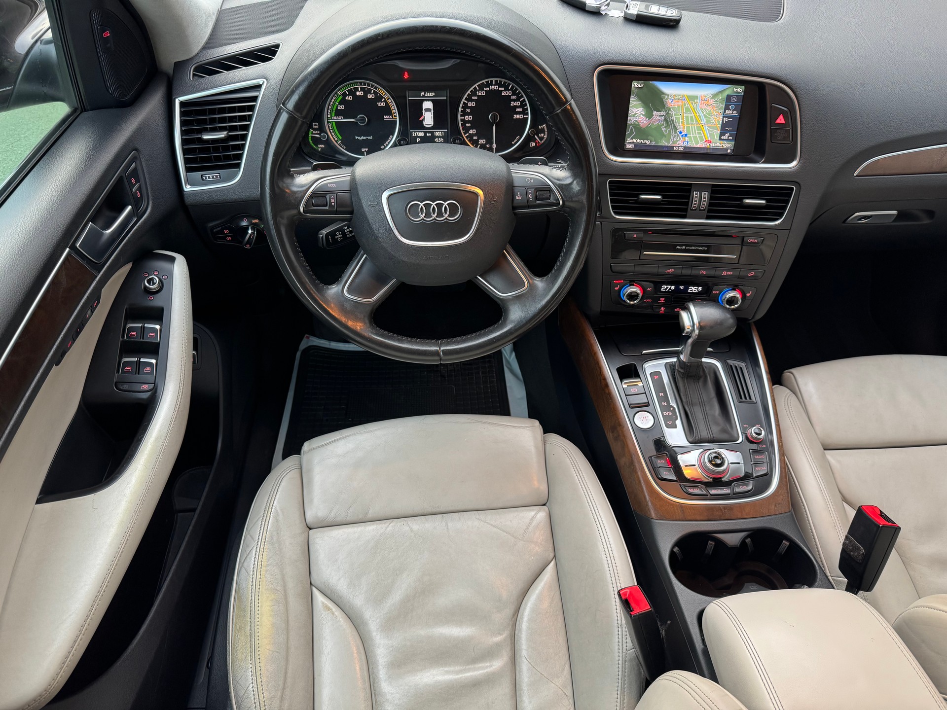 AUDI Q5 2.0 TFSI hybrid quattro tiptronic-image-7