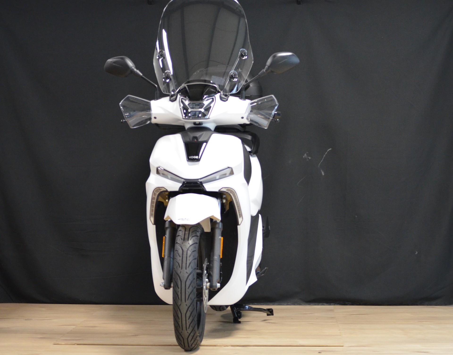 VOGE SR 16 125 2026-showroom-element-2