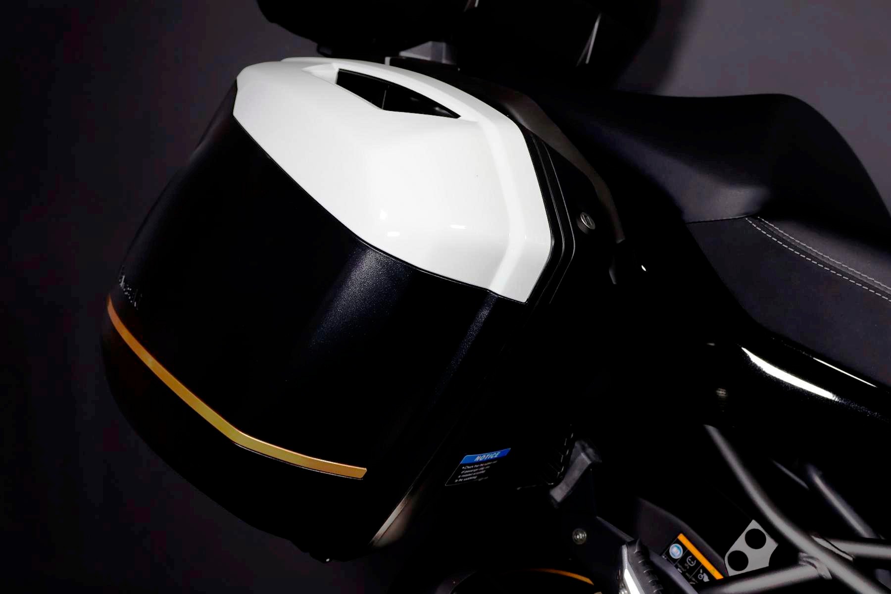KAWASAKI Versys 1100 SE GT-image-7