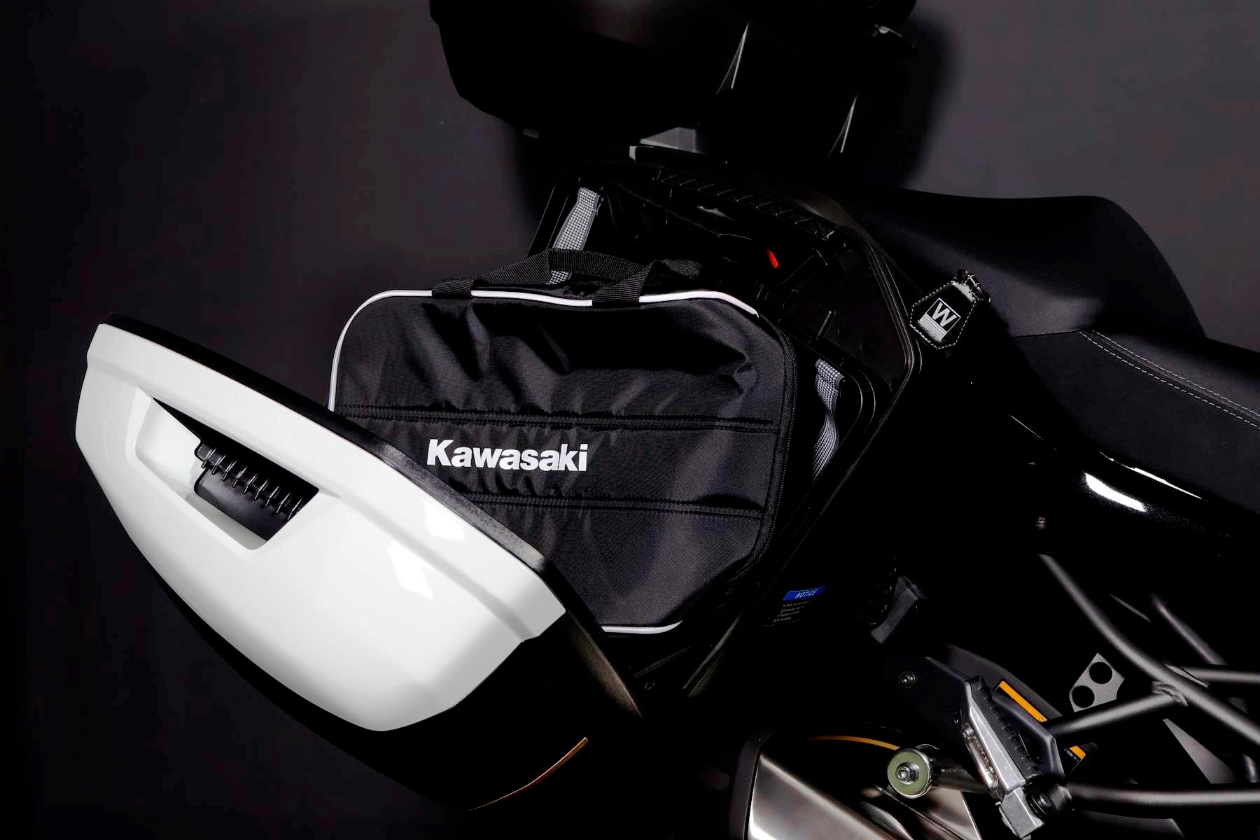 KAWASAKI Versys 1100 SE GT-image-8