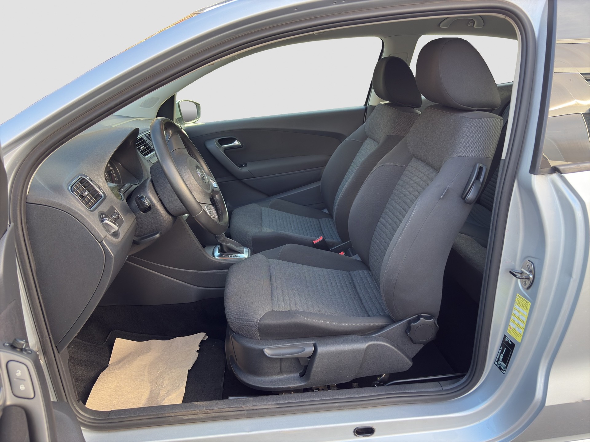 VW Polo 1.2 TSI Comfortline DSG-image-8