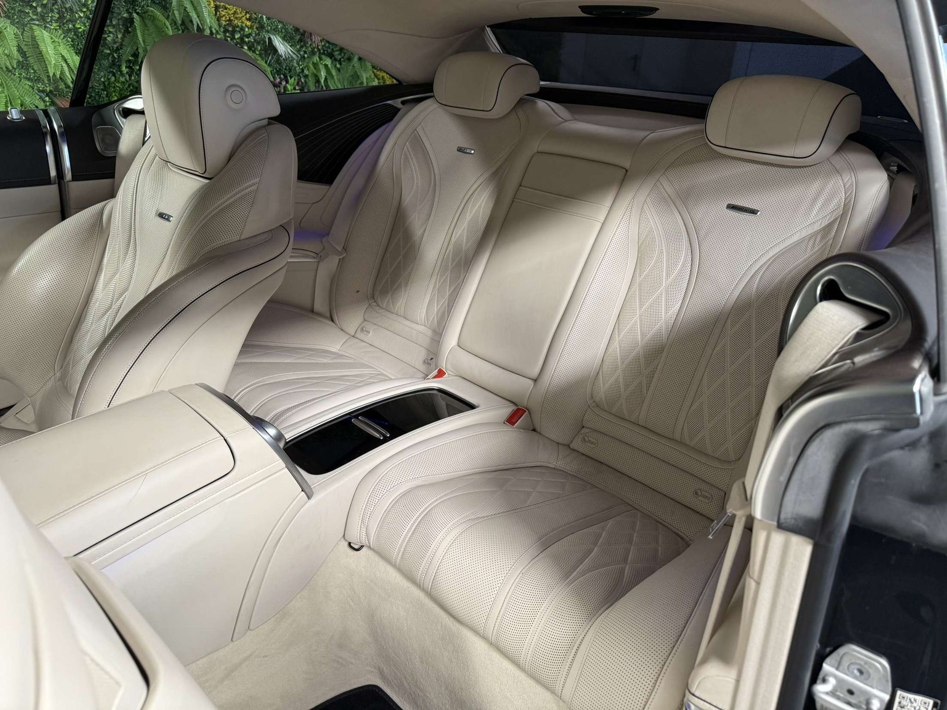 MERCEDES-BENZ S 63 AMG Coupé 4Matic Speedshift MCT-image-15