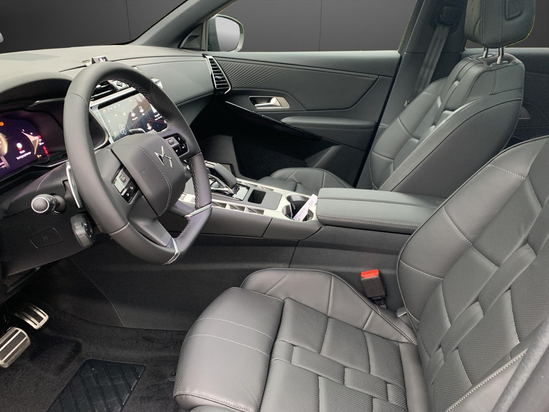 DS AUTOMOBILES 7 1.6 E-Tense Étoile 4x4-image-2