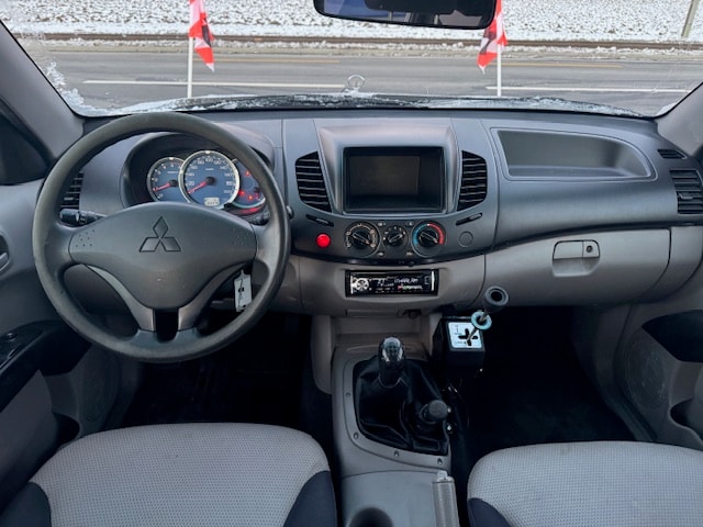 MITSUBISHI Schneepflug Laderaumabdeckung Laderaumwanne-image-11