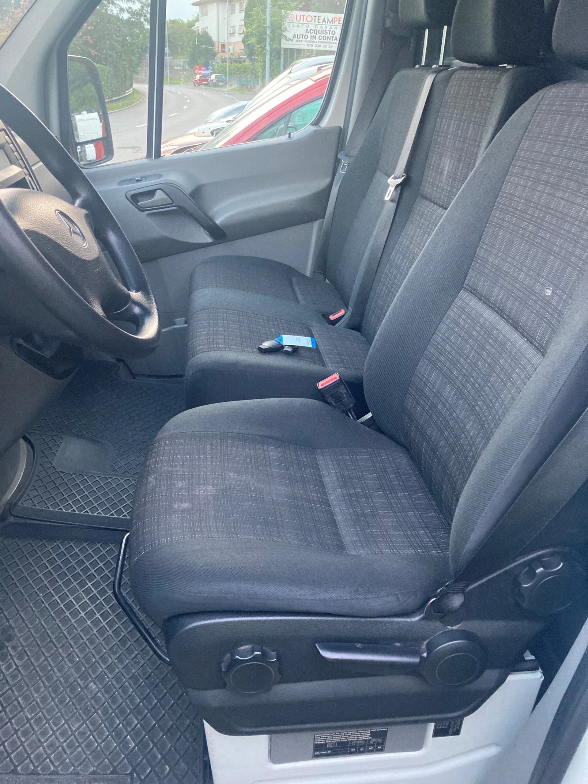 MERCEDES-BENZ Sprinter 314 CDI Lang-image-8