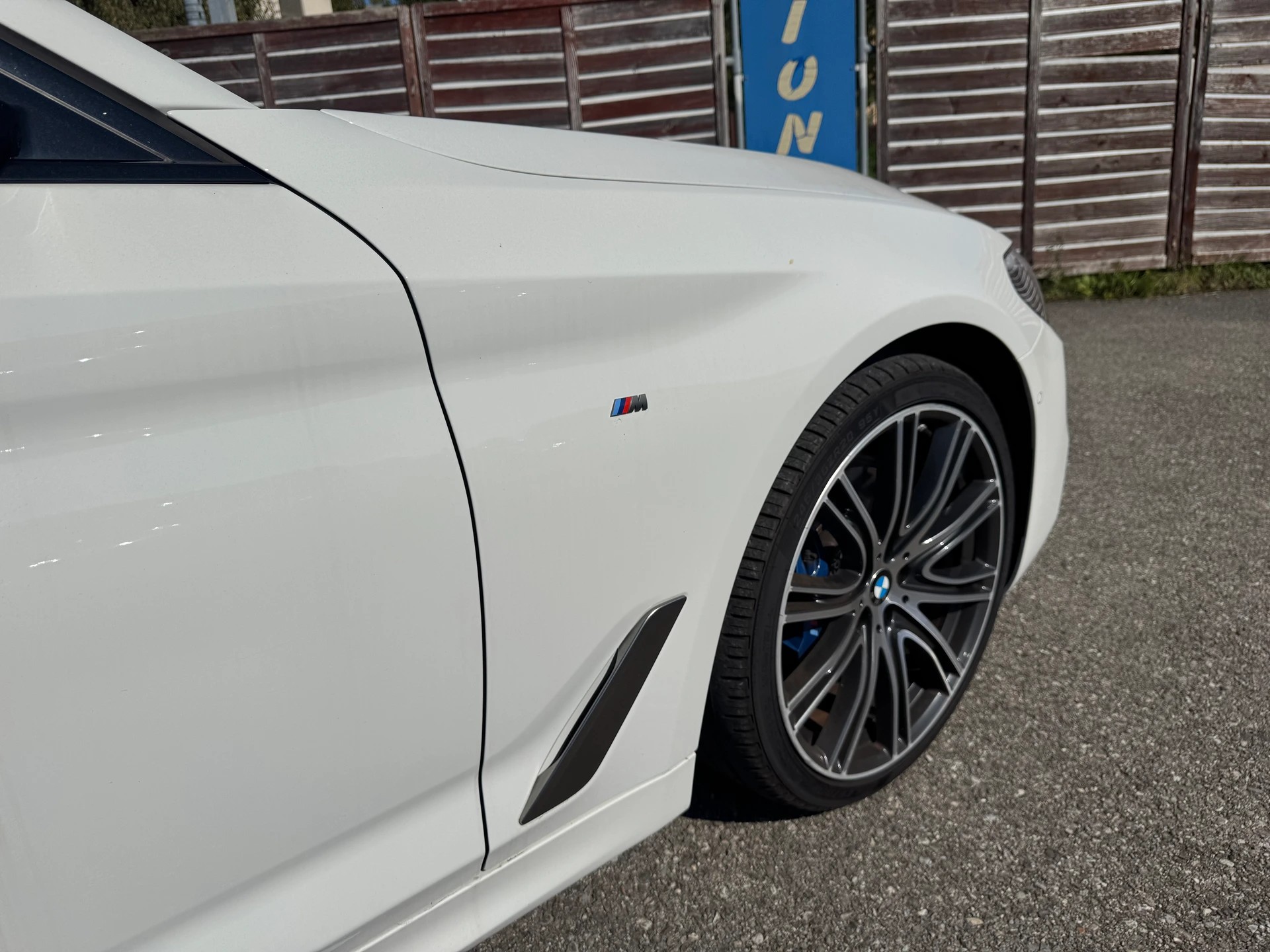 BMW M550d xDrive Touring Steptronic-image-5