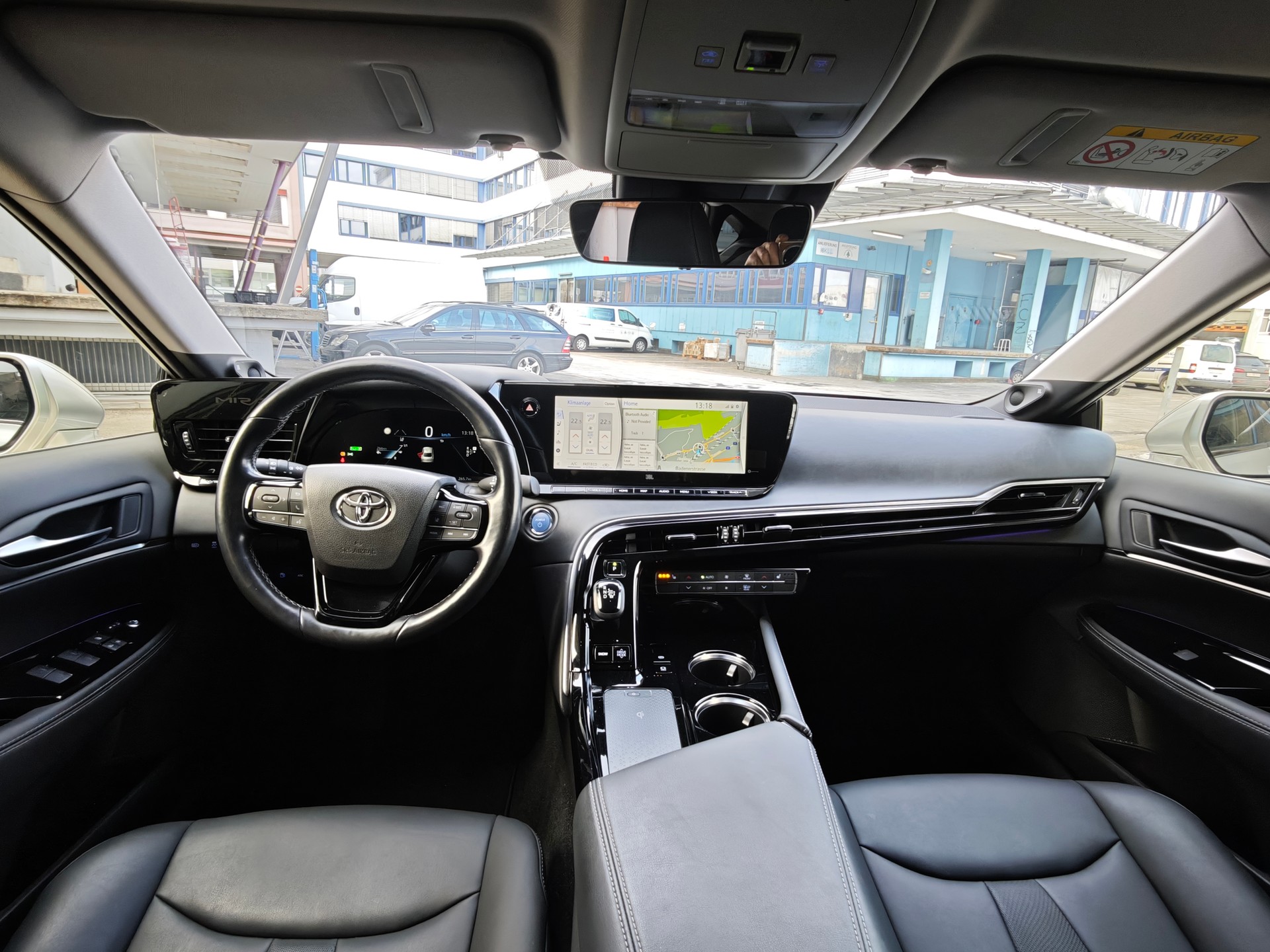 TOYOTA Mirai Fuel cell Premium-image-11