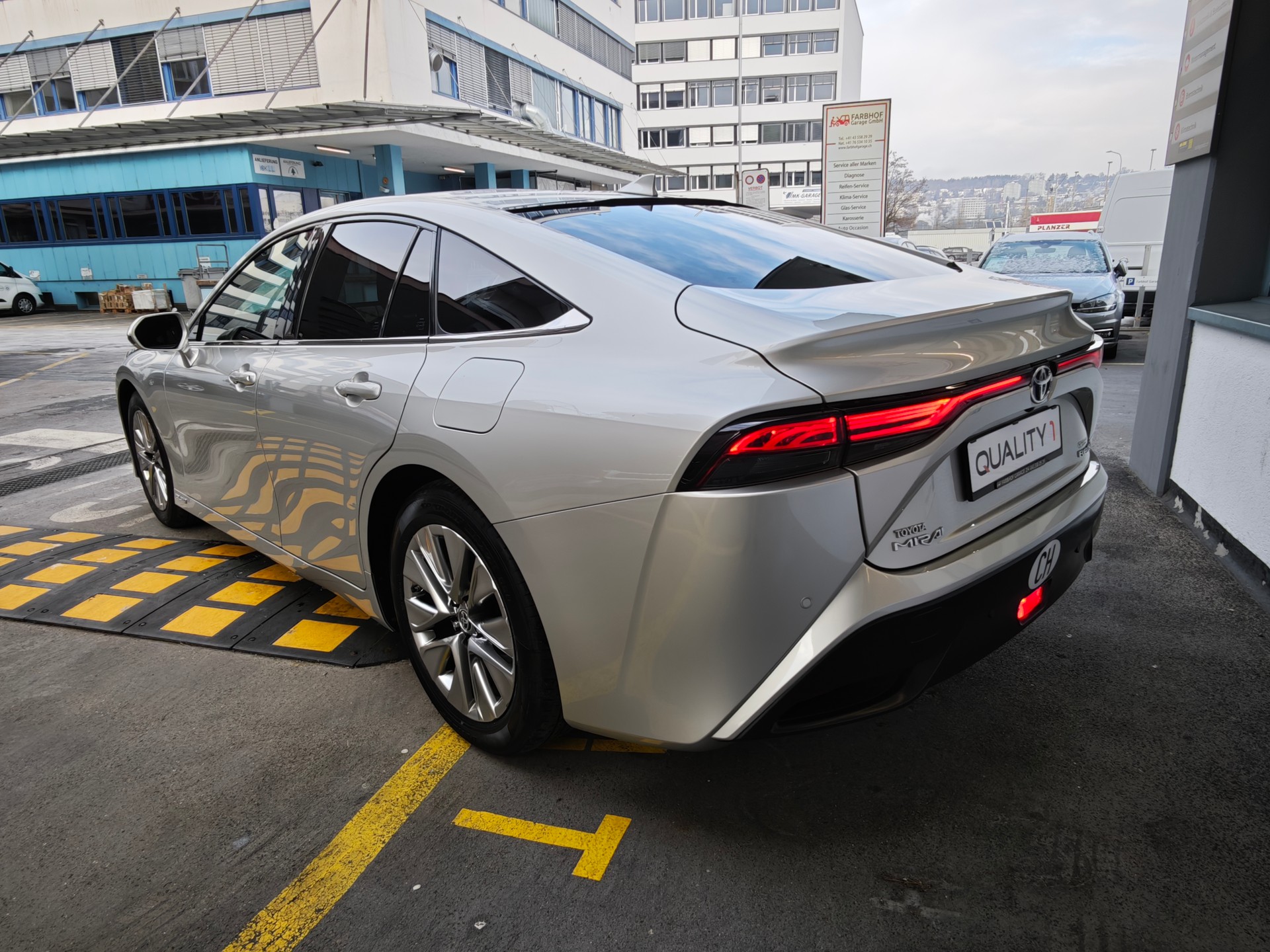 TOYOTA Mirai Fuel cell Premium-image-6