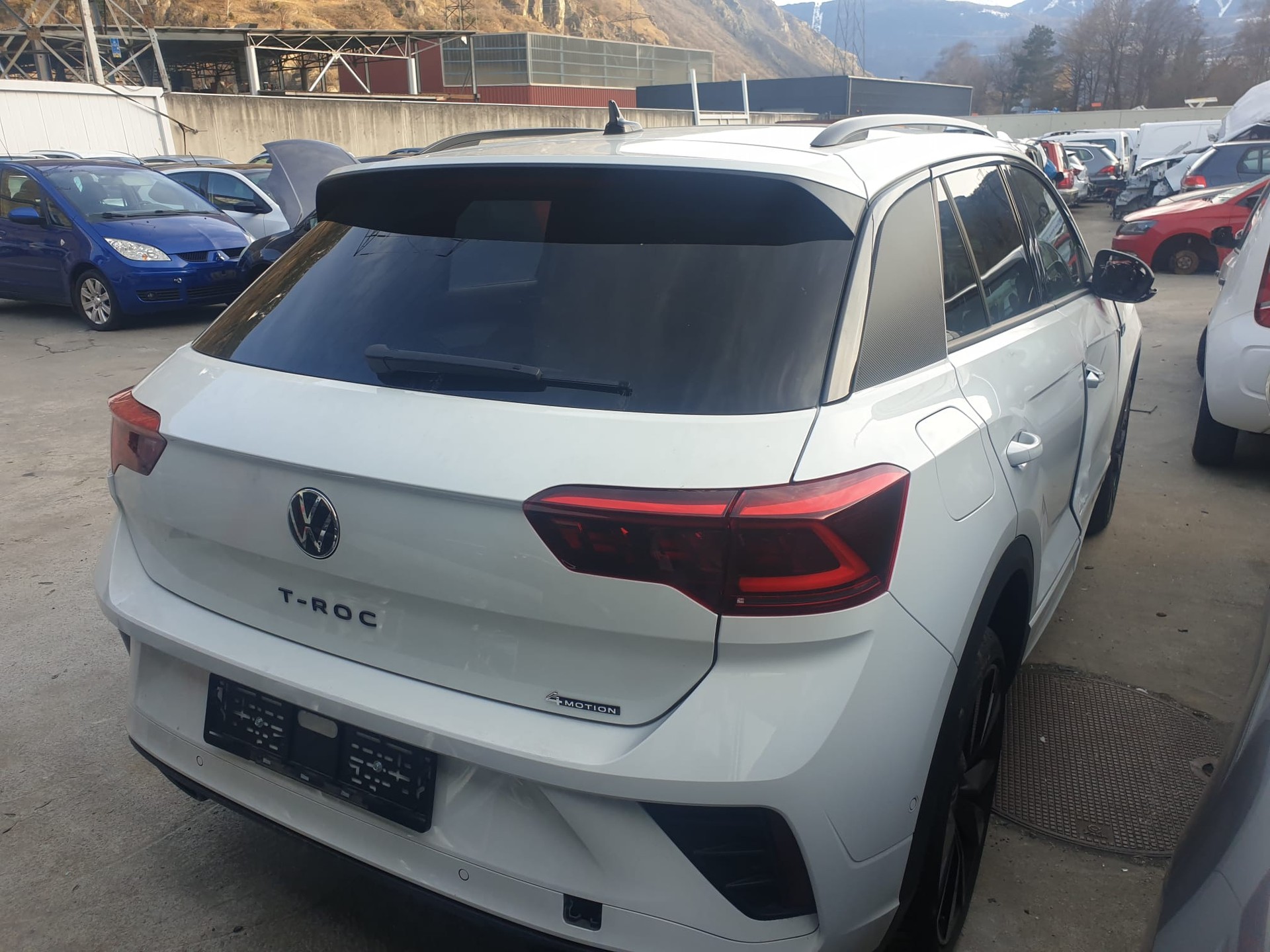 VW T-Roc 2.0 TSI R-Line DSG 4Motion-image-7
