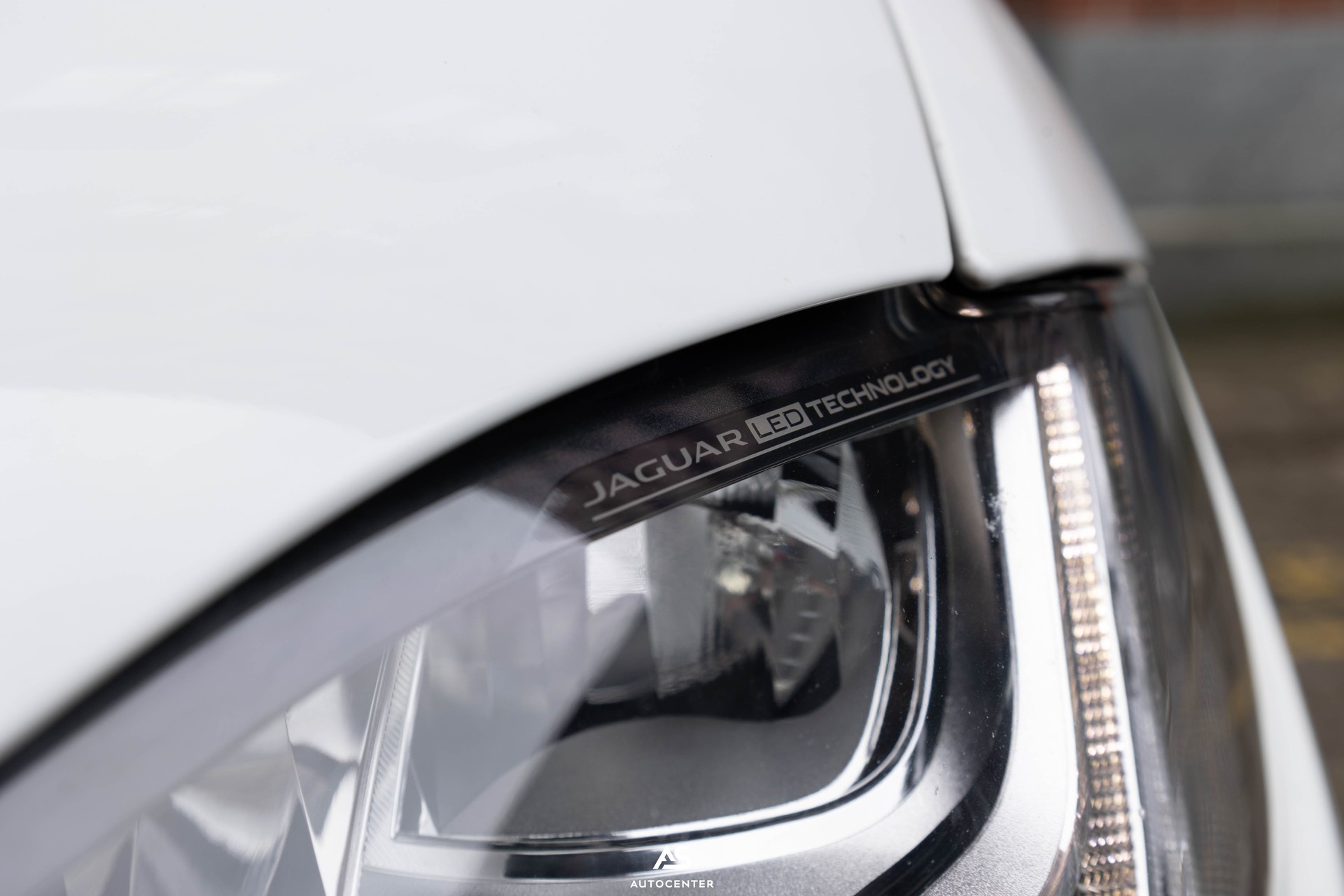 JAGUAR F-Pace V6 S AWD 380 PS (CH) Vollausstattung | BlackPack | AHK-image-10