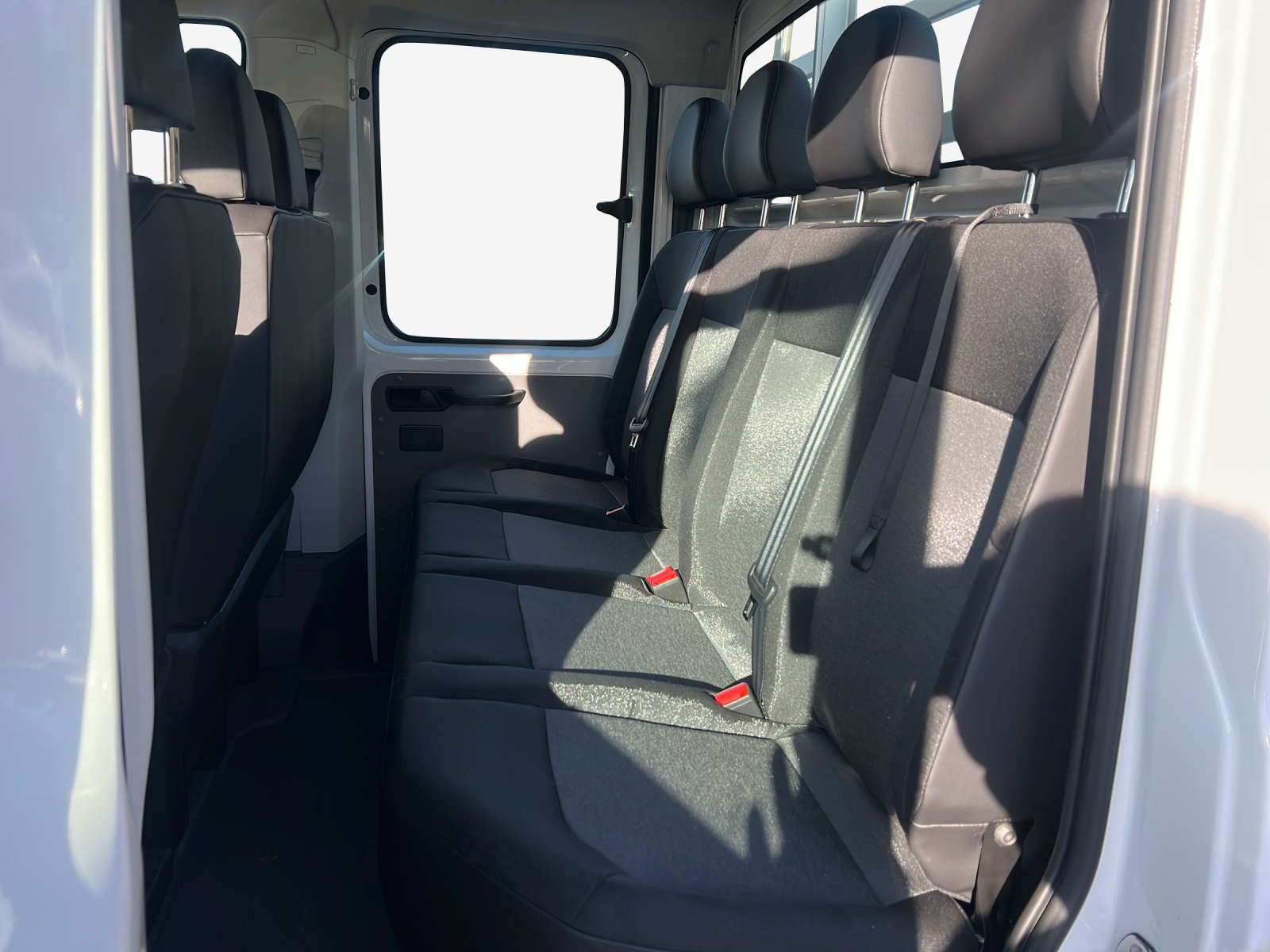 VW Crafter 35 2.0 BiTDI Champ. HD L3 Kipp/Prit./Kof.+Heb. RWD A-image-12