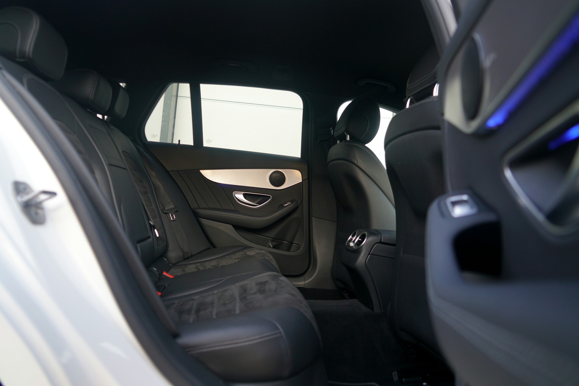 MERCEDES-BENZ C 200 AMG Line 4Matic 9G-Tronic (CH)-image-13
