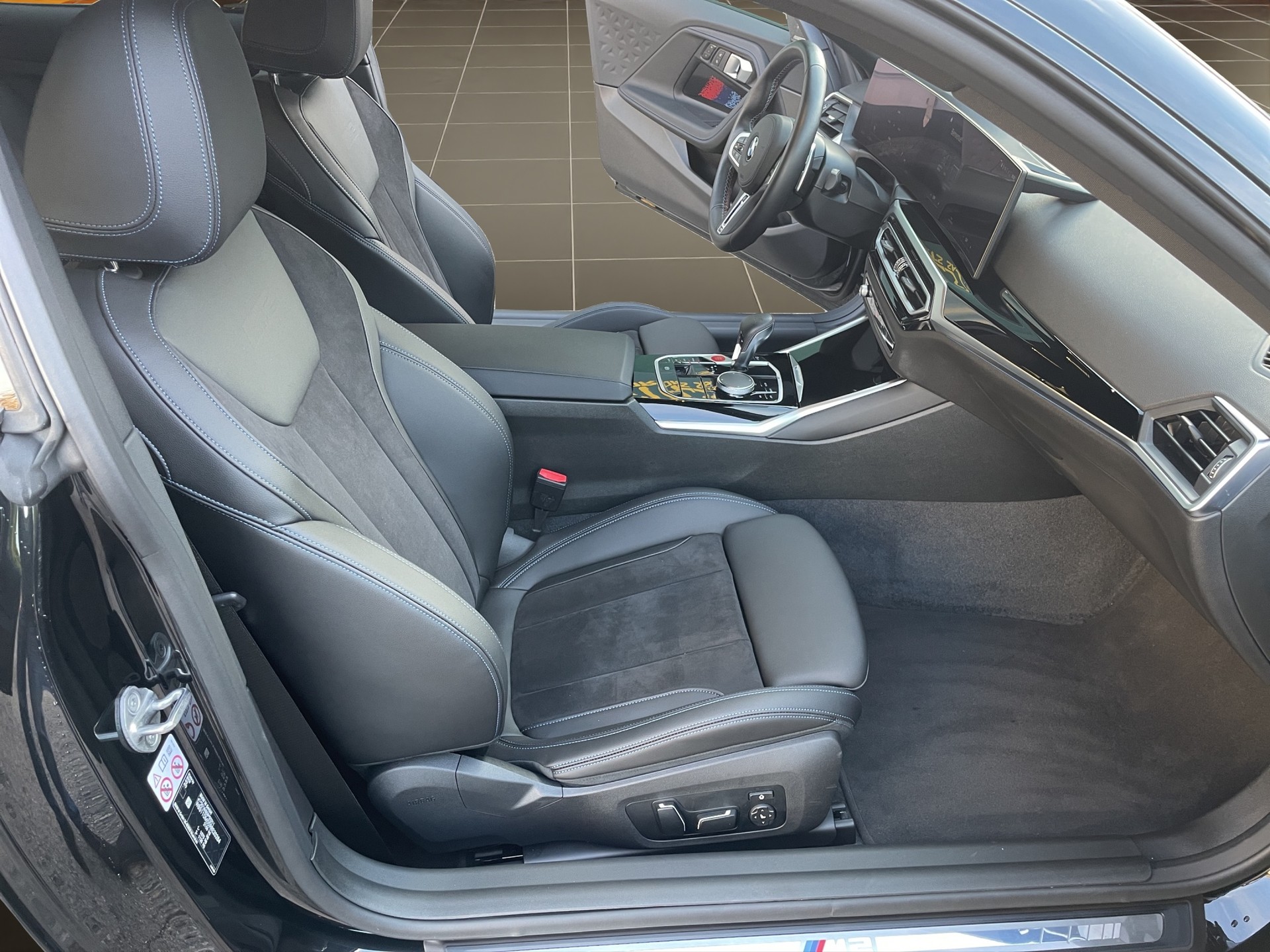 BMW M2 Steptronic-image-12