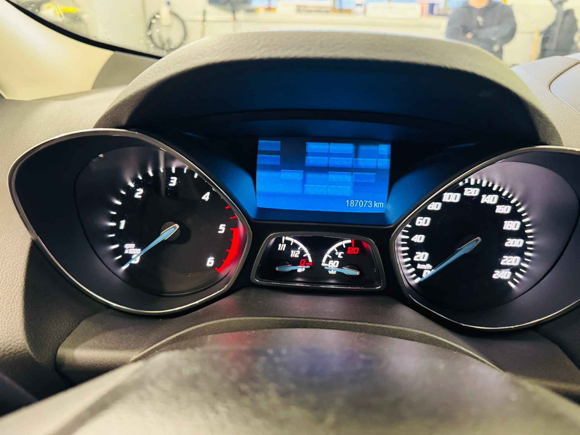 FORD Kuga 2.0 TDCi Titanium 4WD-image-15