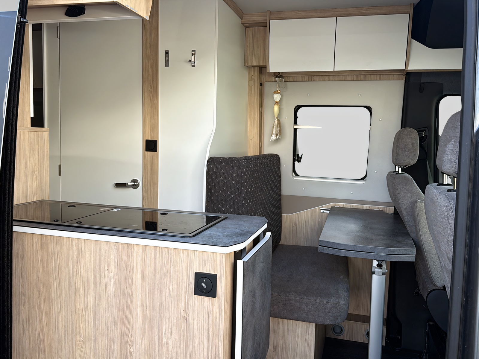 MERCEDES-BENZ Microlinner Yucon-image-10