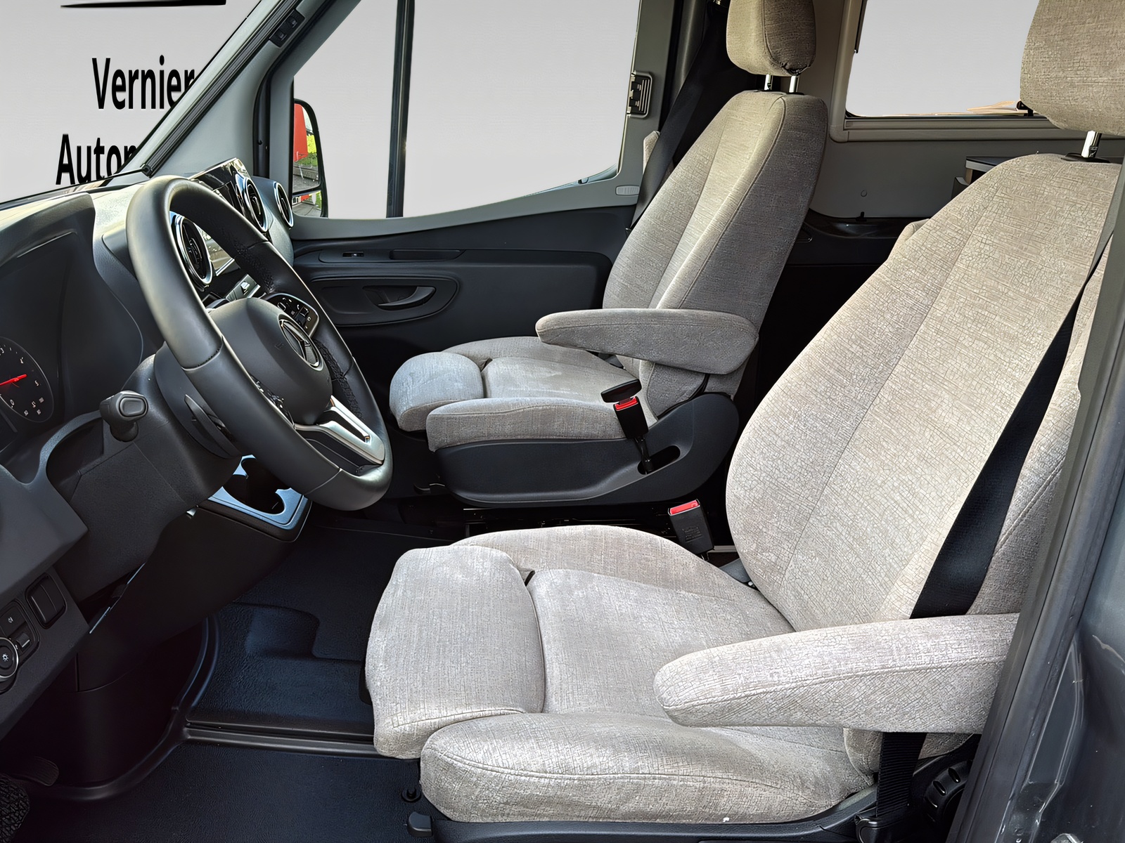 MERCEDES-BENZ Microlinner Yucon-image-8