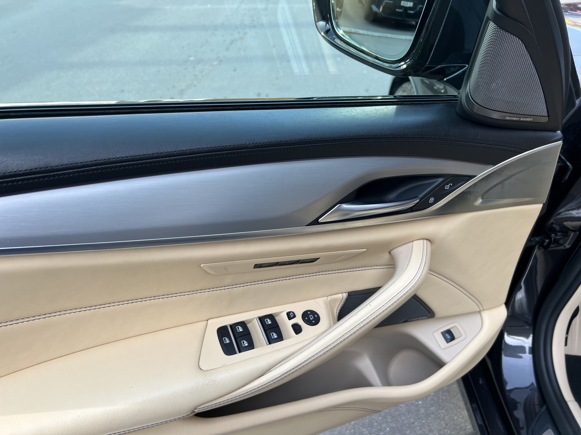 BMW-ALPINA B5 BiTurbo Touring 4.4 V8 xDrive Switch-Tronic-image-11