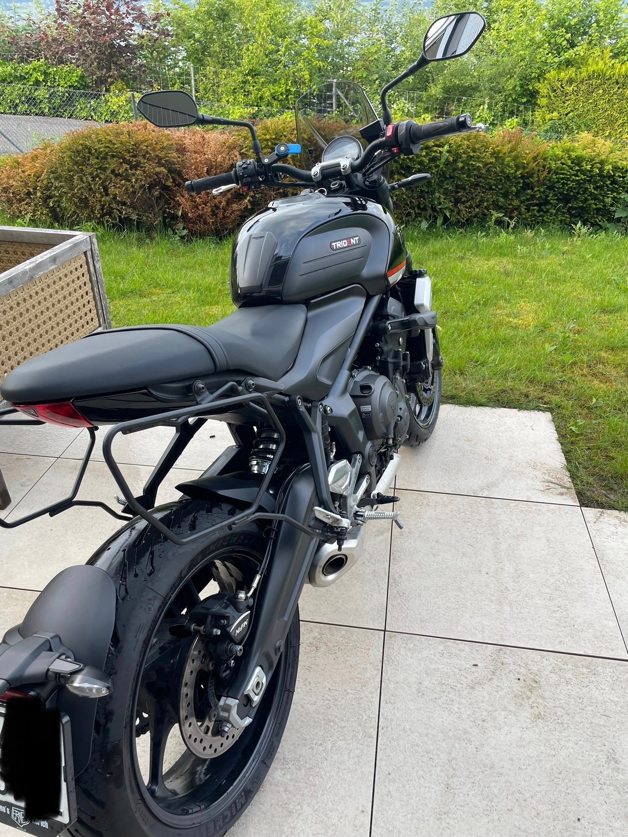TRIUMPH Trident 660-image-4