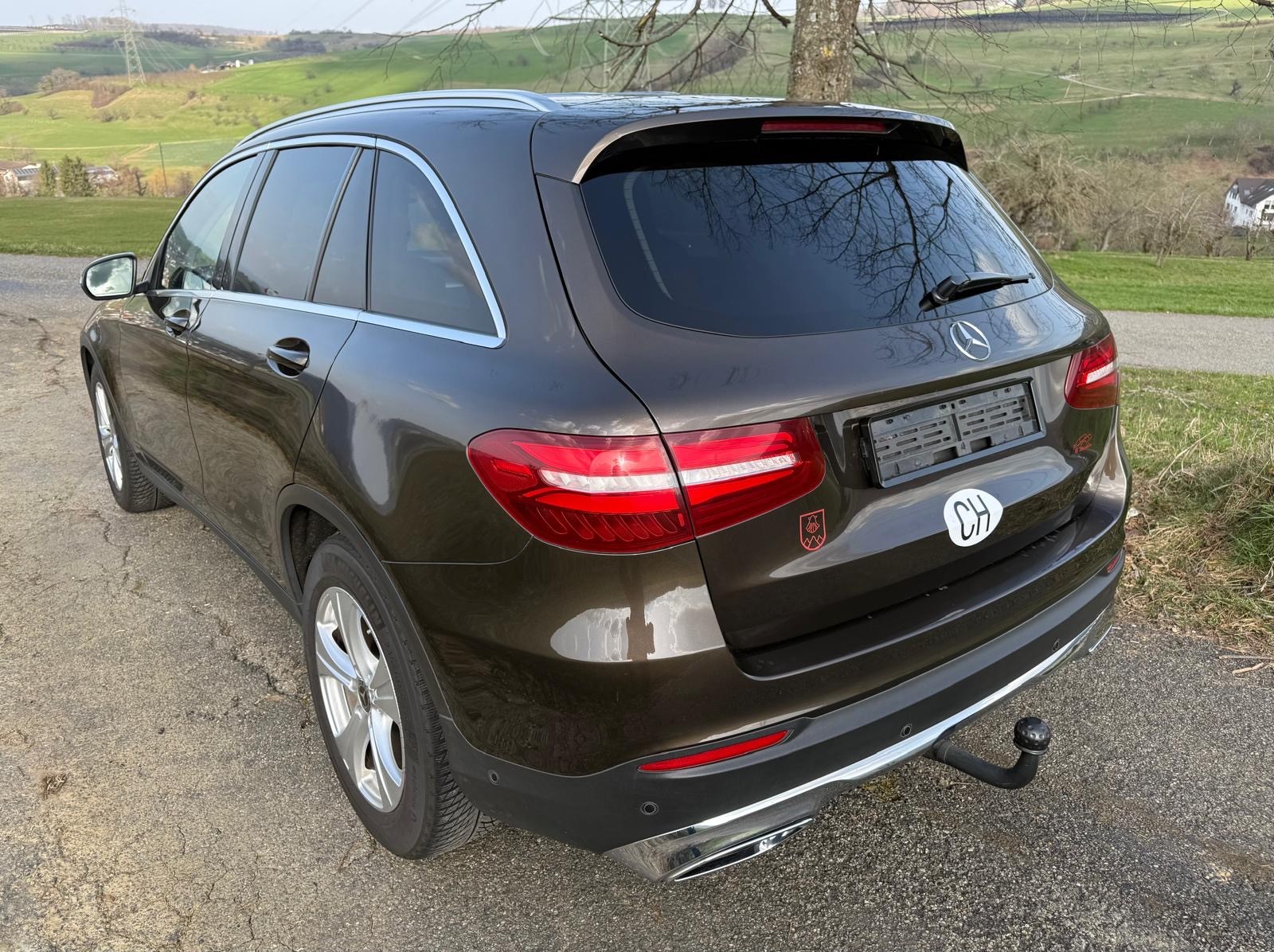 MERCEDES-BENZ GLC 250 d Exclusive 4Matic 9G-Tronic-image-6
