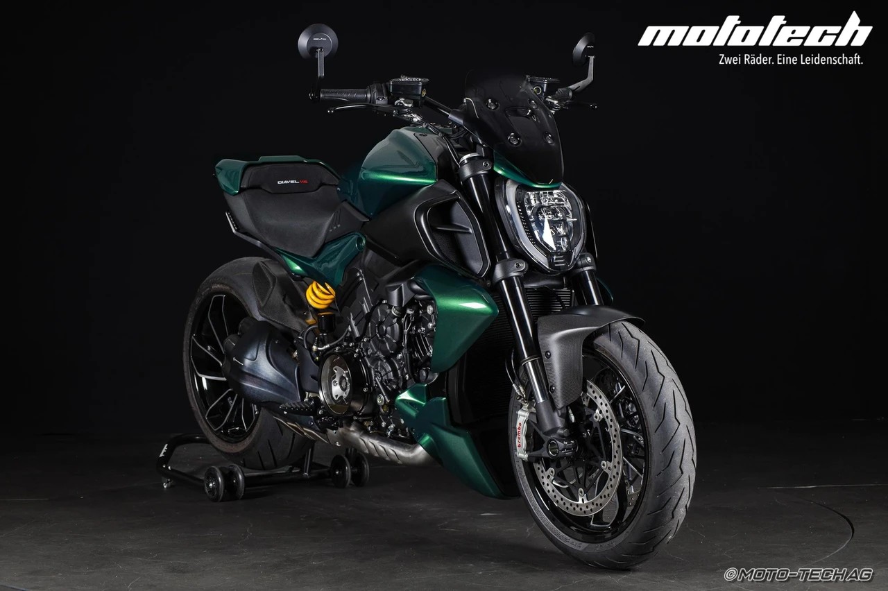 DUCATI Diavel V4 SONDERLACKIERUNG / 4 JAHRE GARANTIE-image-0