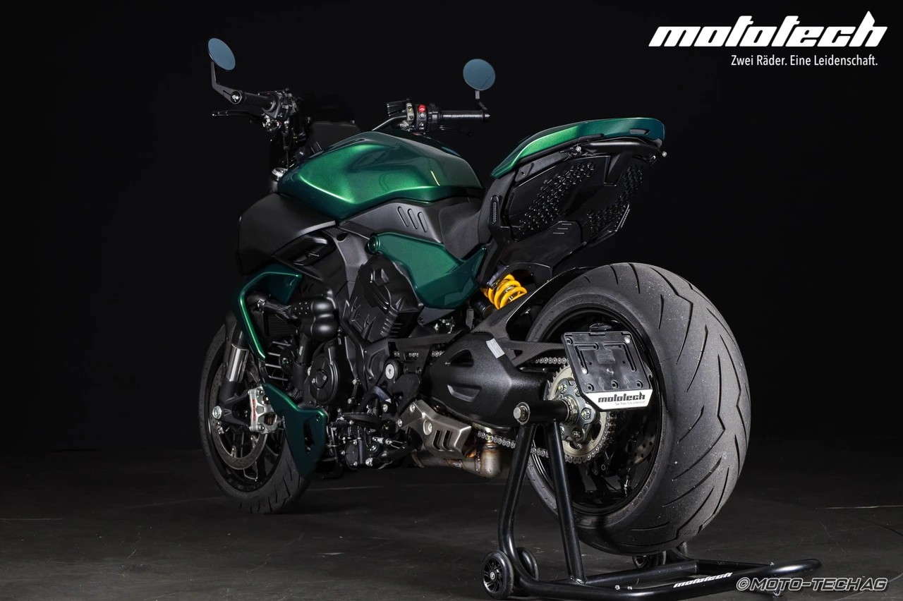 DUCATI Diavel V4 SONDERLACKIERUNG / 4 JAHRE GARANTIE-image-3