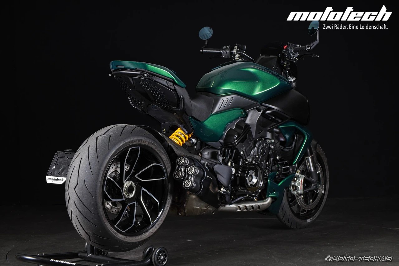 DUCATI Diavel V4 SONDERLACKIERUNG / 4 JAHRE GARANTIE-image-2