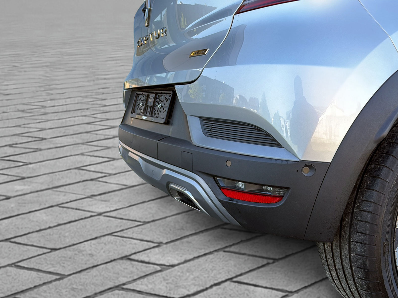 RENAULT Captur 1.3 TCe 160 R.S. Line EDC-image-8
