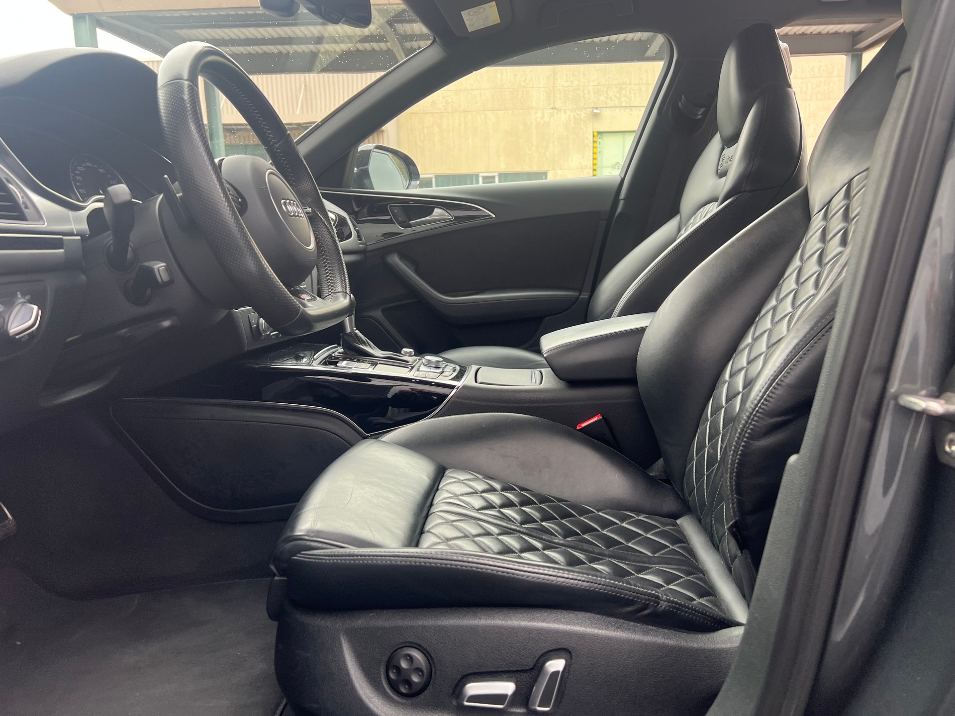 AUDI A6 Avant 3.0 BiTDI V6 qu. competition tiptronic-image-12